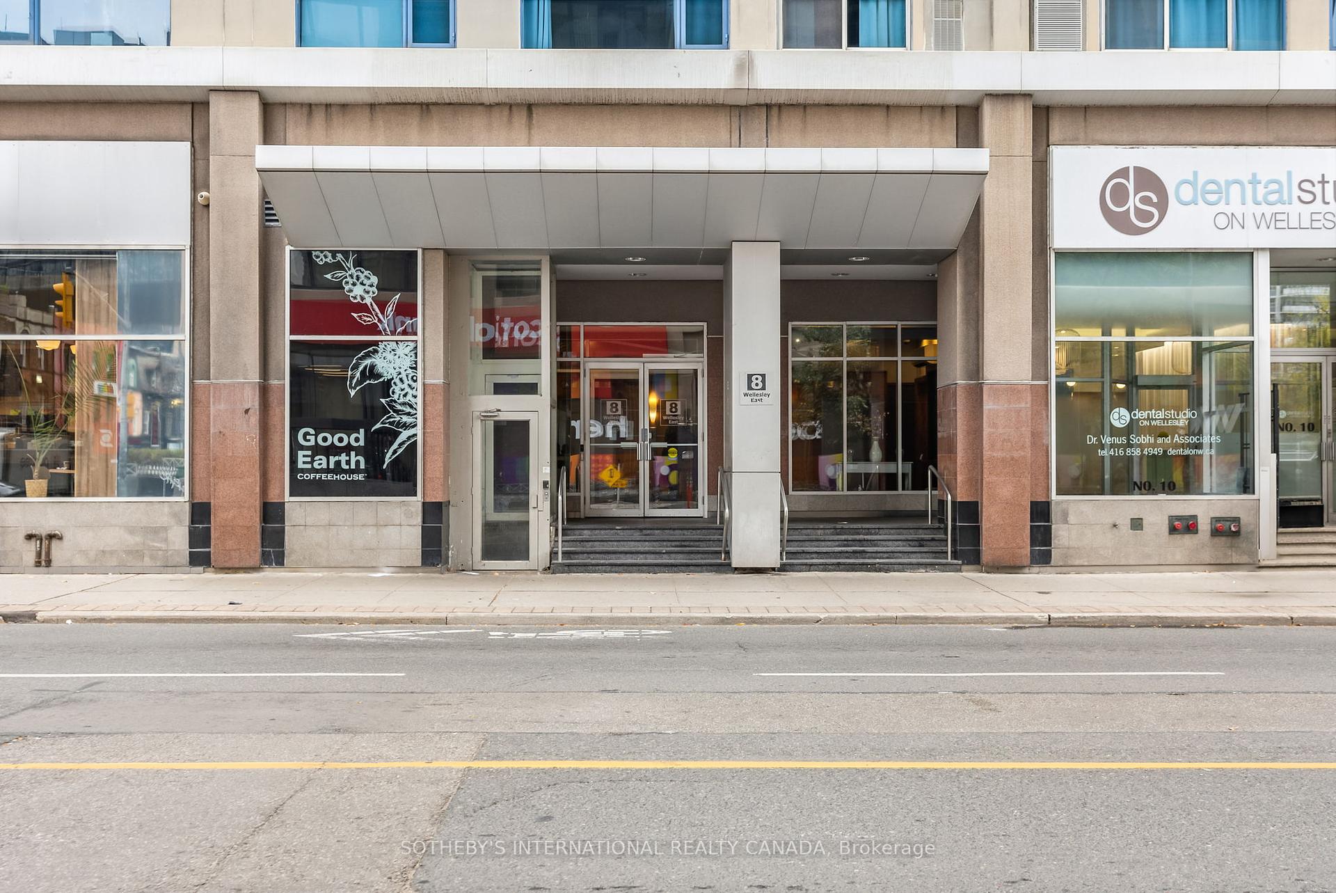 1 Bedroom Condo at 8 Wellesley, Toronto For sale