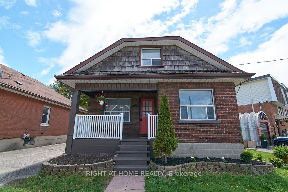 105 Conant