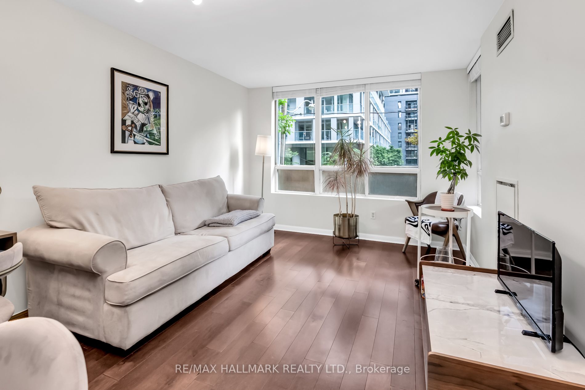 188 Redpath Avenue, #207