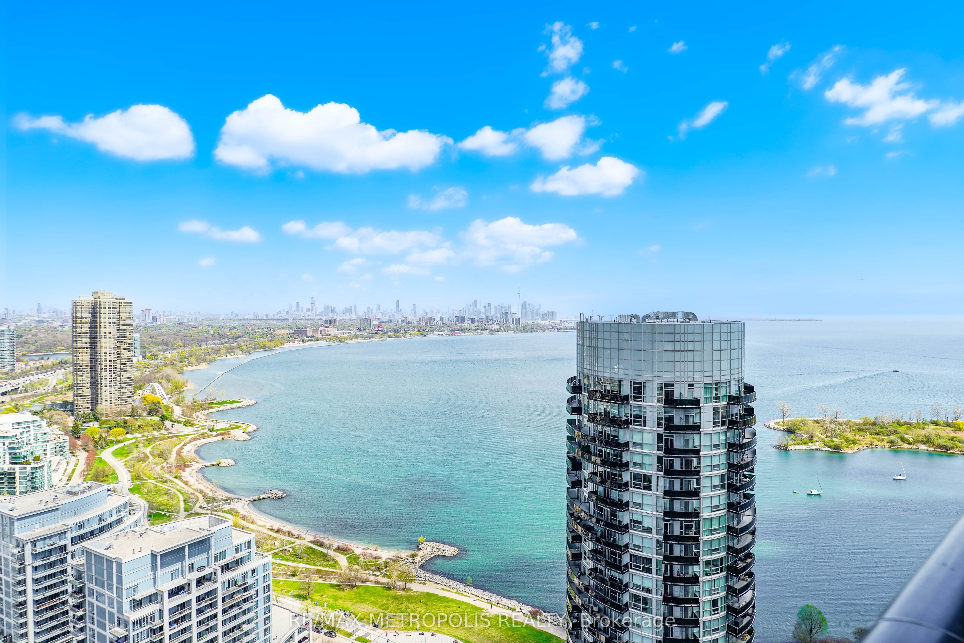 38 Annie Craig Drive, #3611