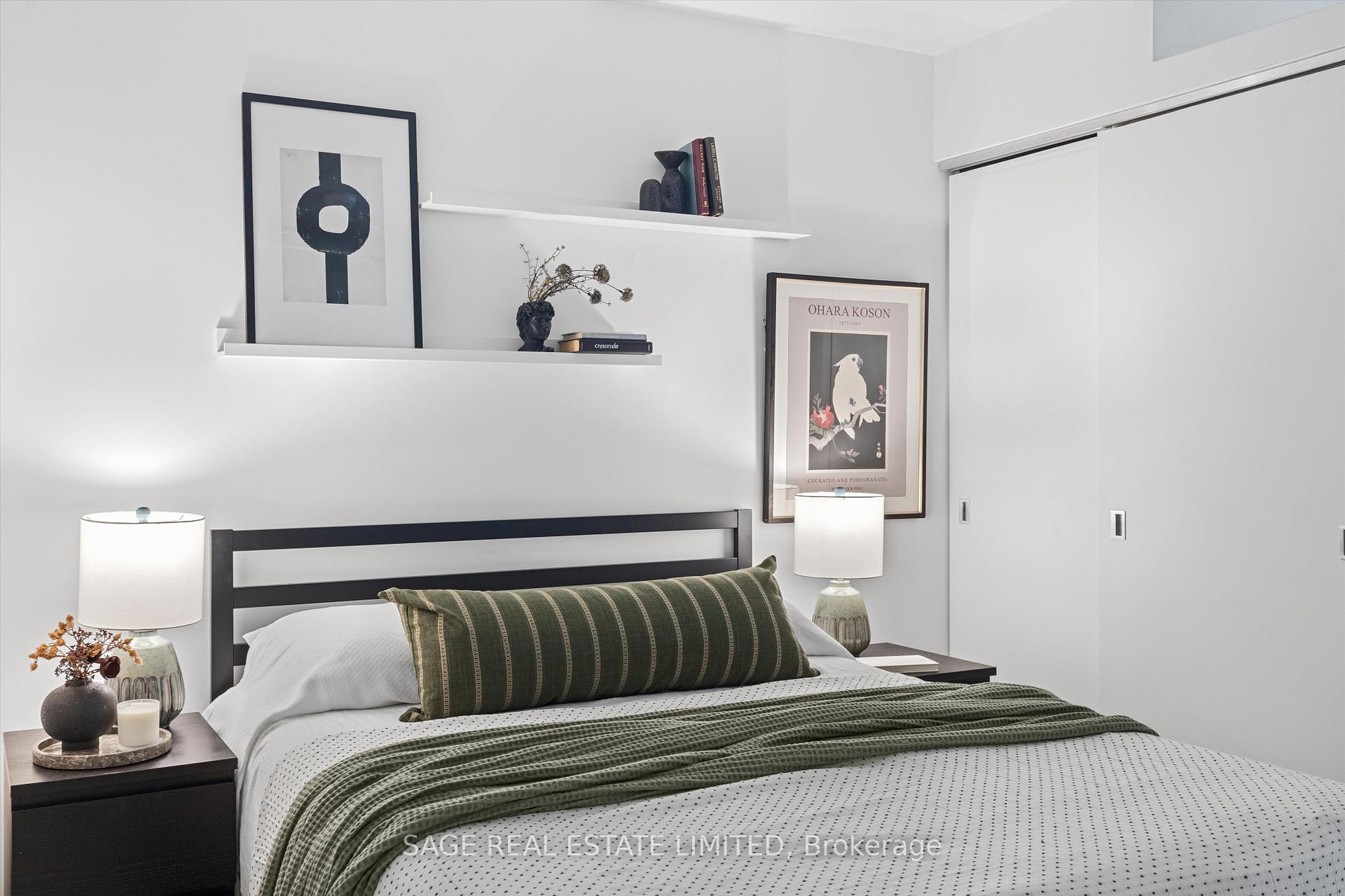 1 Bedroom Condo at 170 Bayview, Toronto For sale