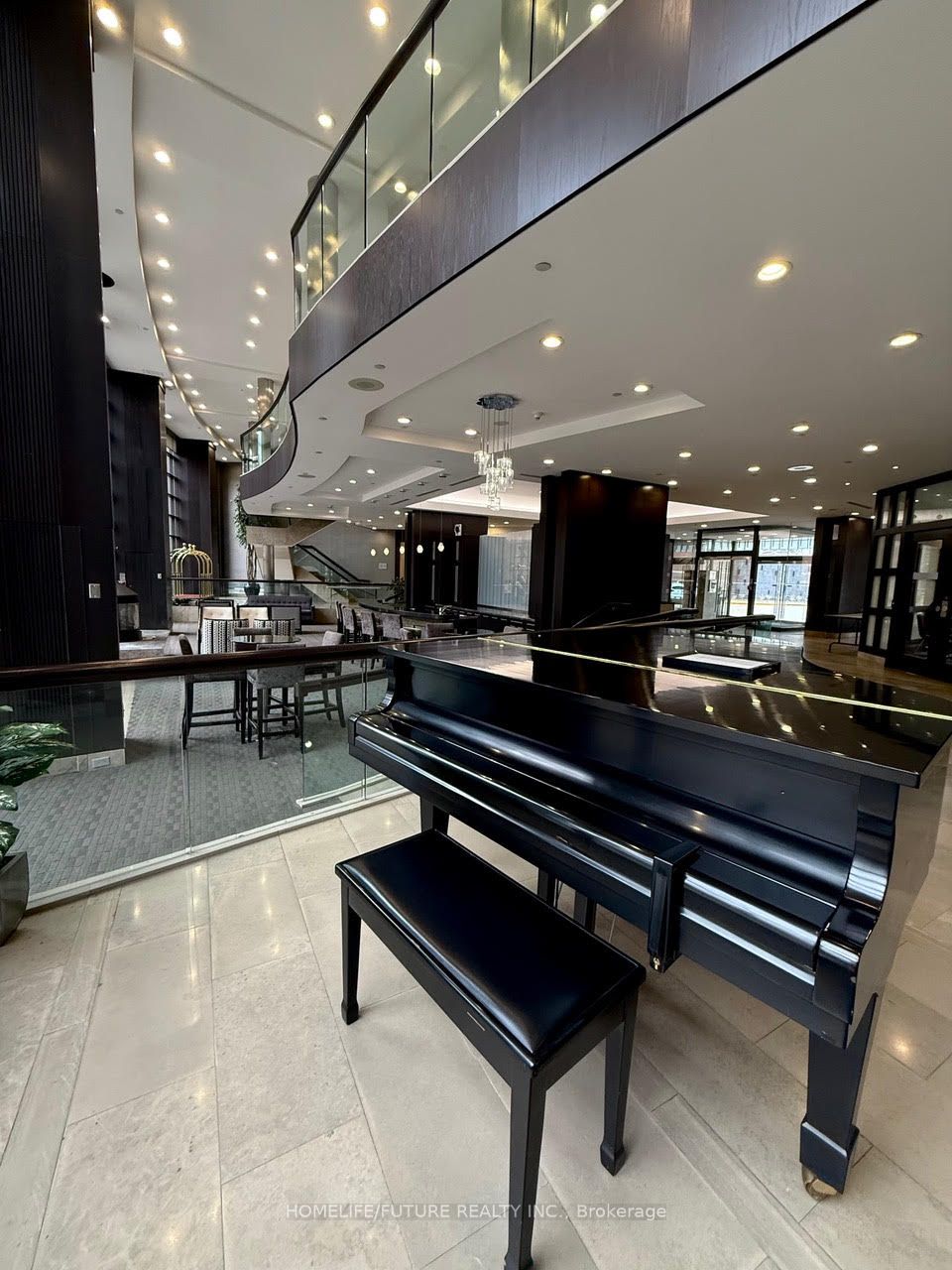 33 Sheppard Avenue E, #806