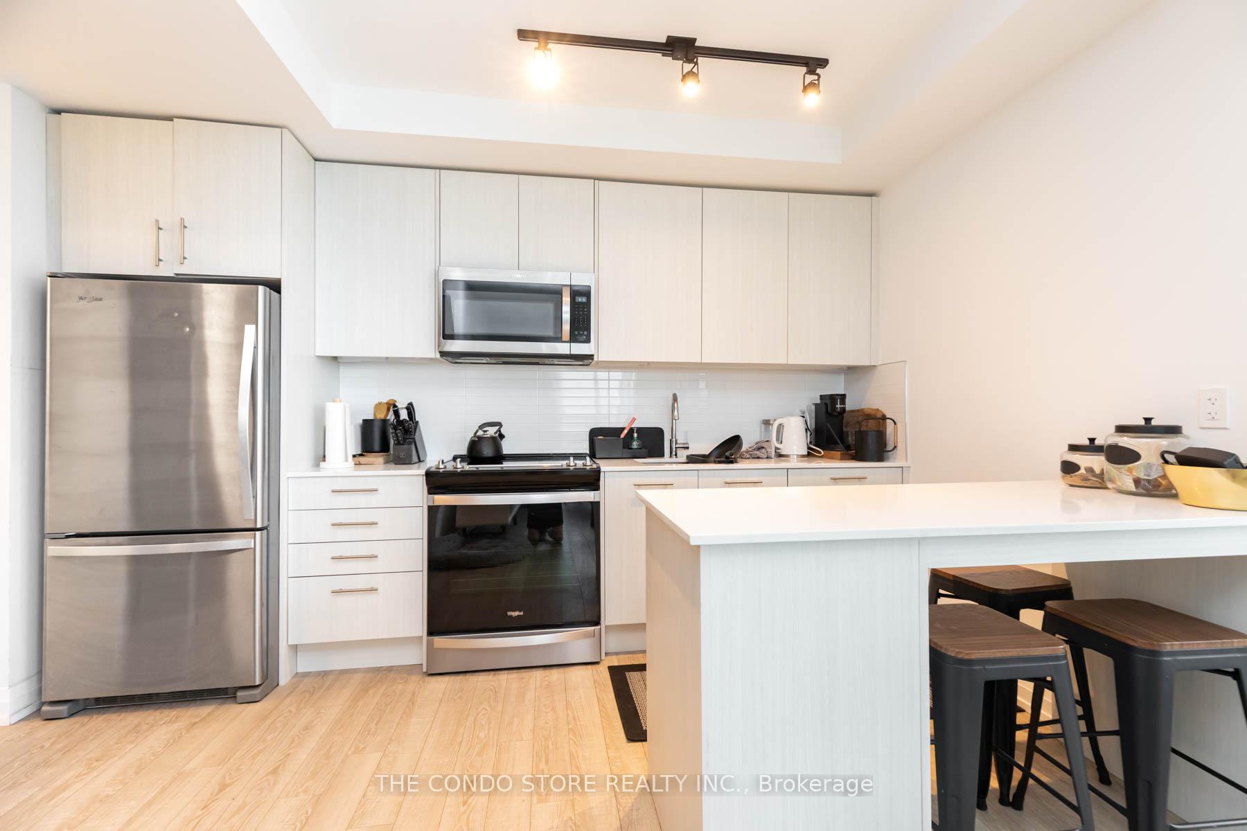 3 Bedrooms Condo at 286 MAIN, Toronto For sale
