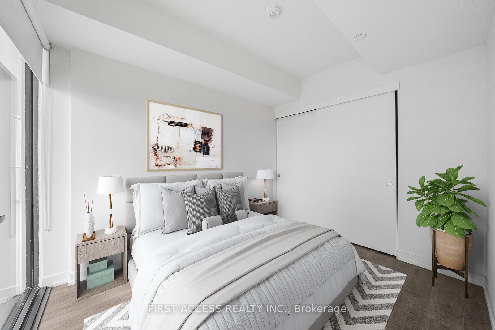 2 Bedrooms Condo at 161 Roehampton,  Toronto For sale