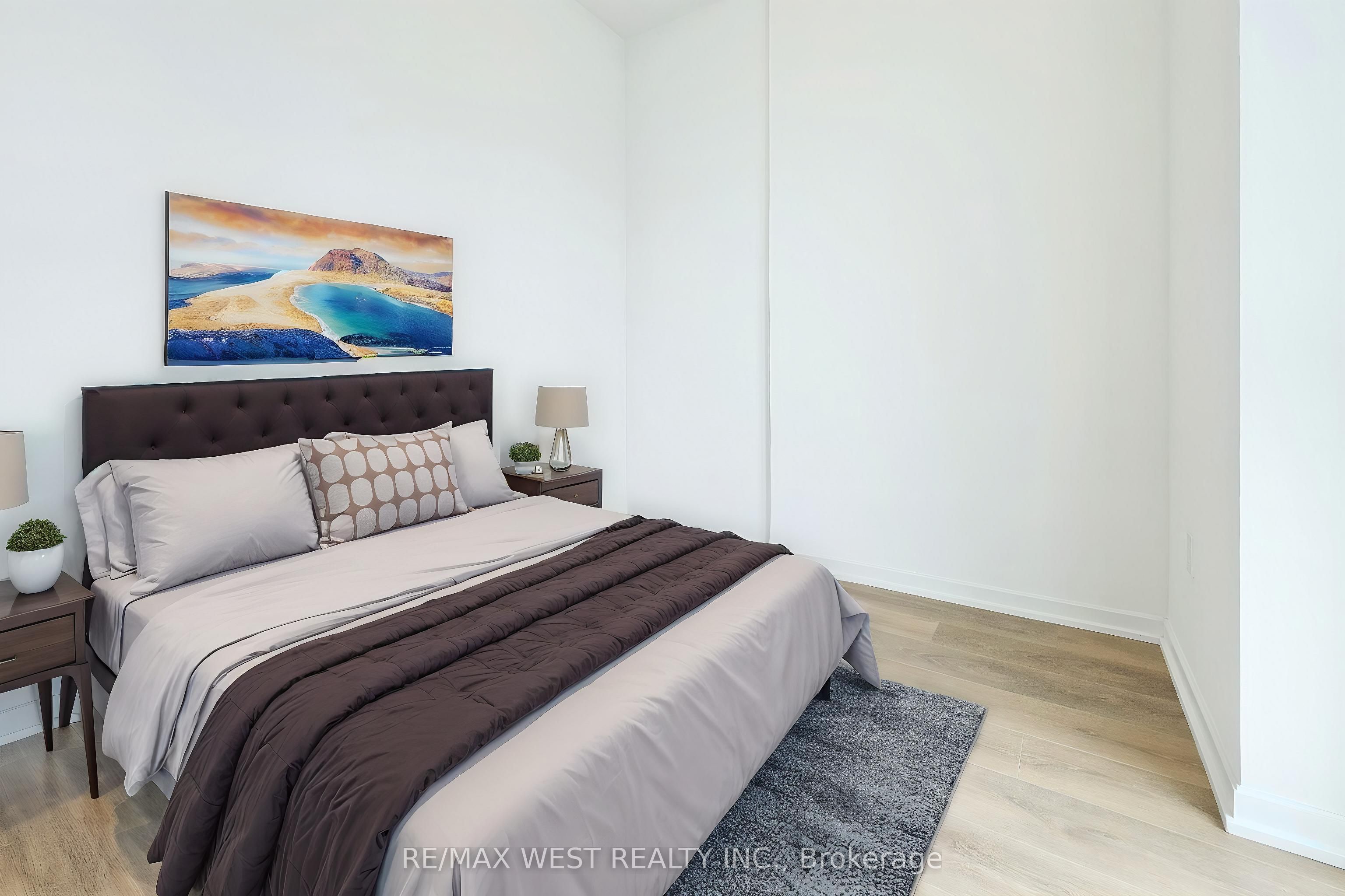 1285 Dupont Street, #703