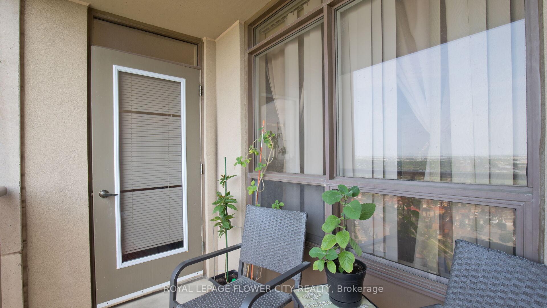 2 Bedrooms Condo at 700 Humberwood, Toronto For sale