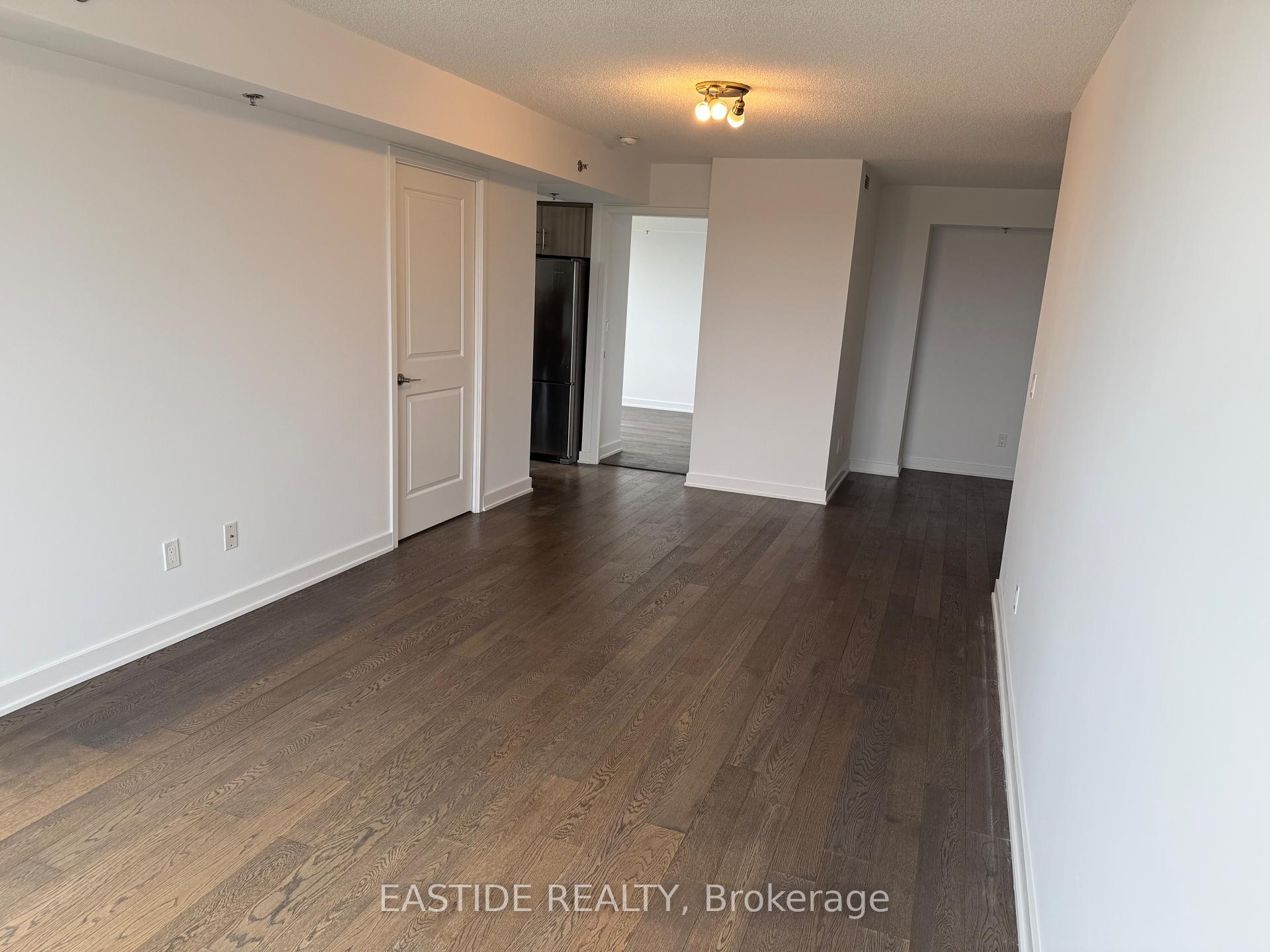 3 Bedrooms Condo at 185 Bonis, Toronto For sale