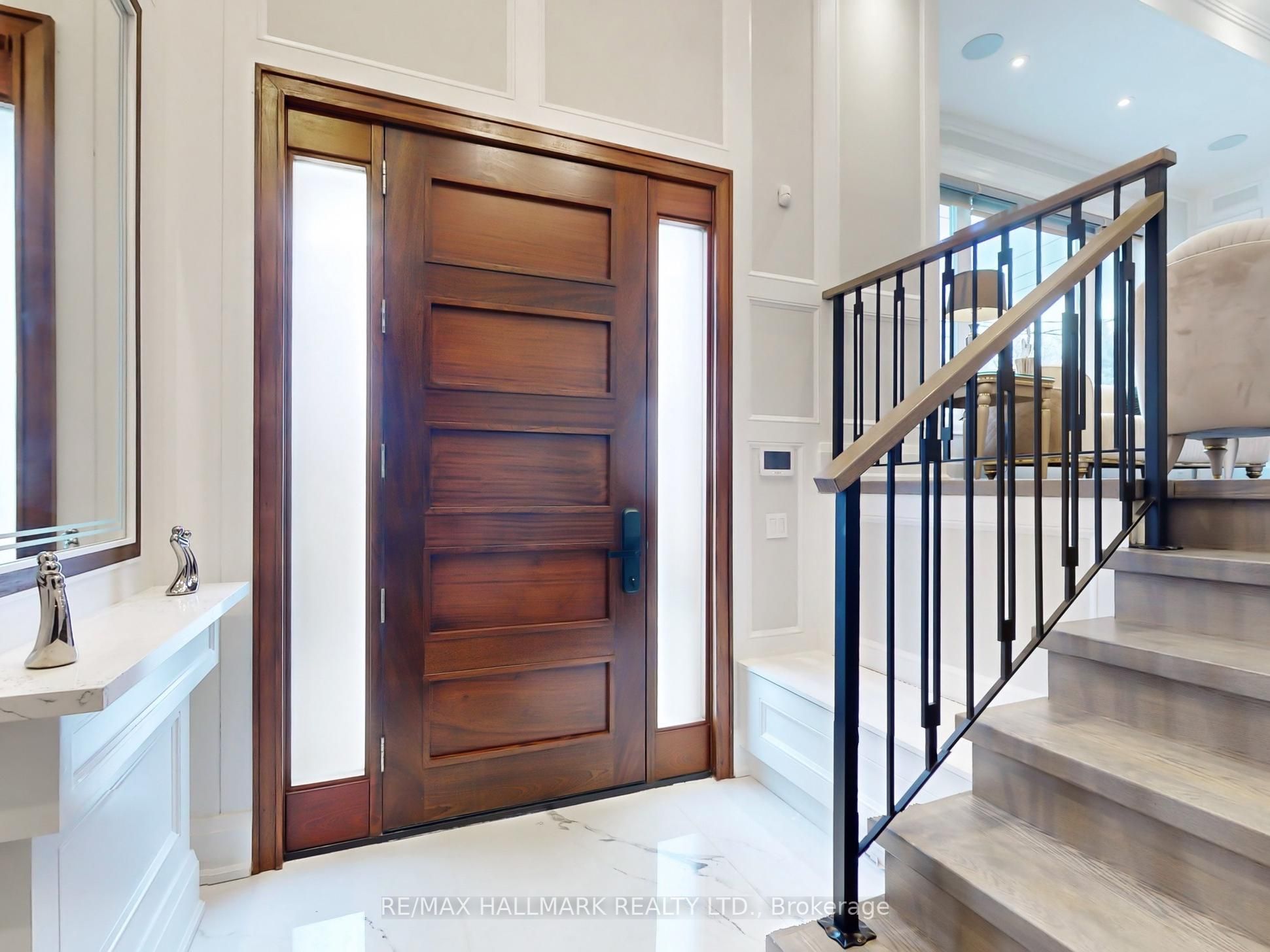 145 Norton Avenue, Toronto, ON M2N 4A7