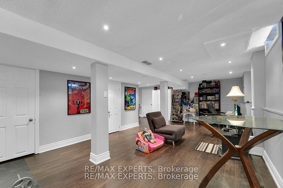 10 Cassander Crescent