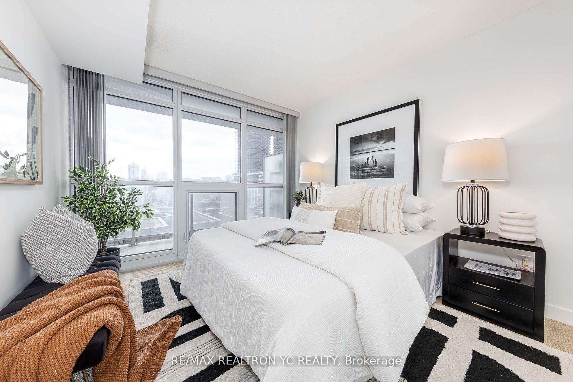 2 Bedrooms Condo at 121 Mcmahon, Toronto For sale
