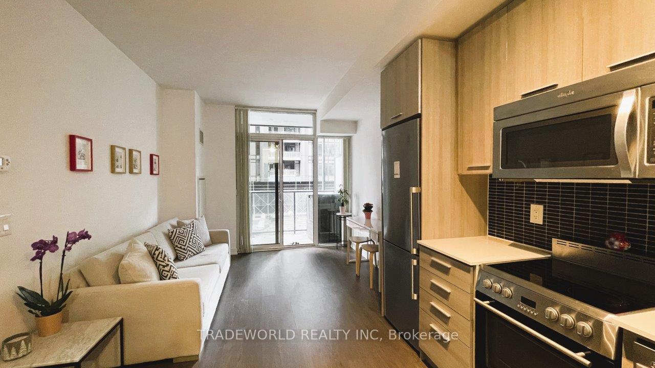1 Bedroom Condo at 105 George, Toronto For sale