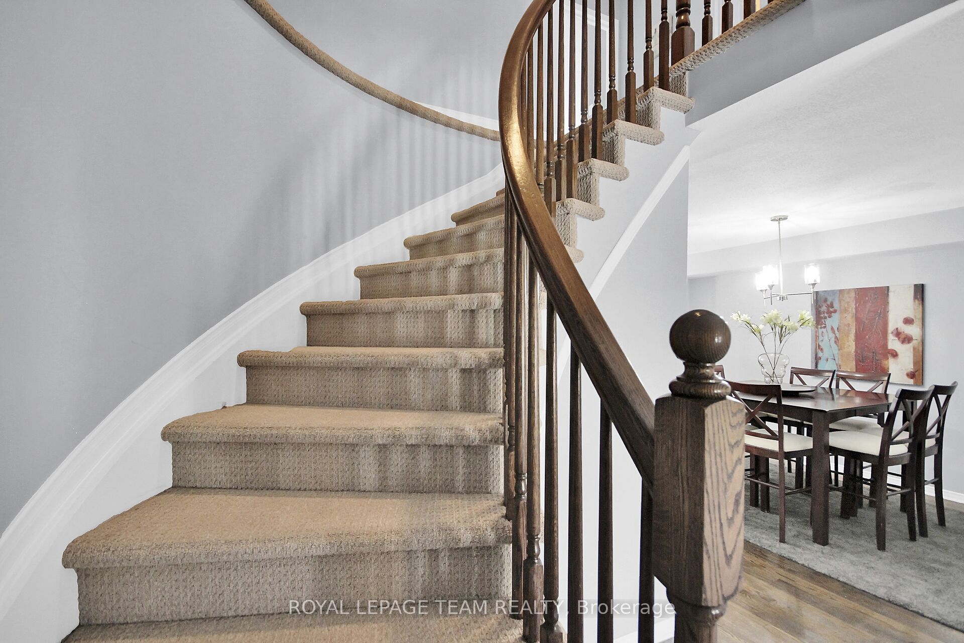 214 Cityview Crescent