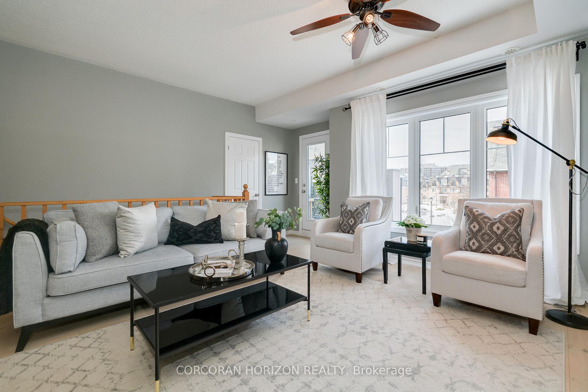 3 Bedrooms Condo at 11 Eaton Park, Toronto For sale