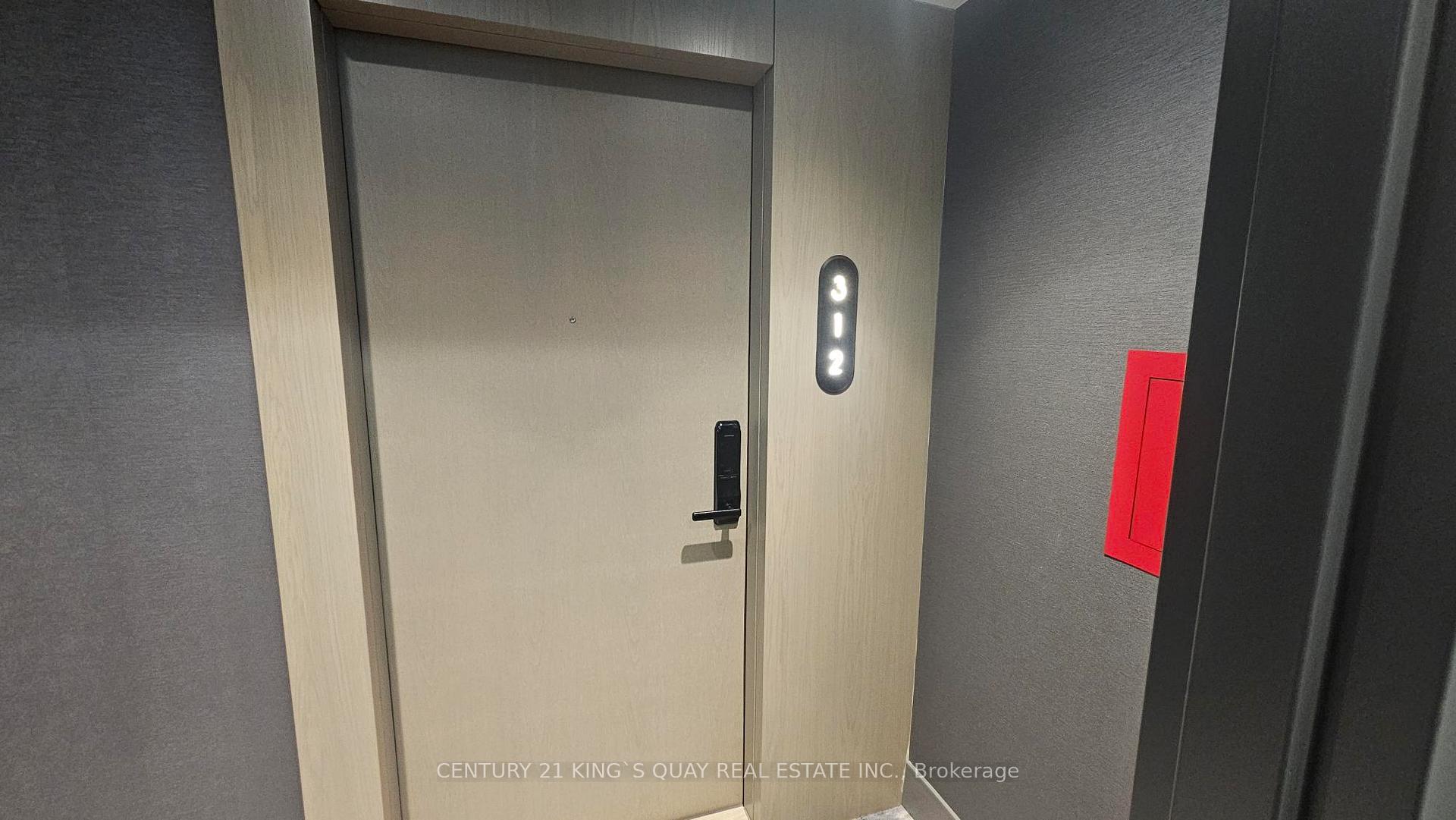 1 Bedroom Condo at 118 Merchants Wharf, Toronto For sale