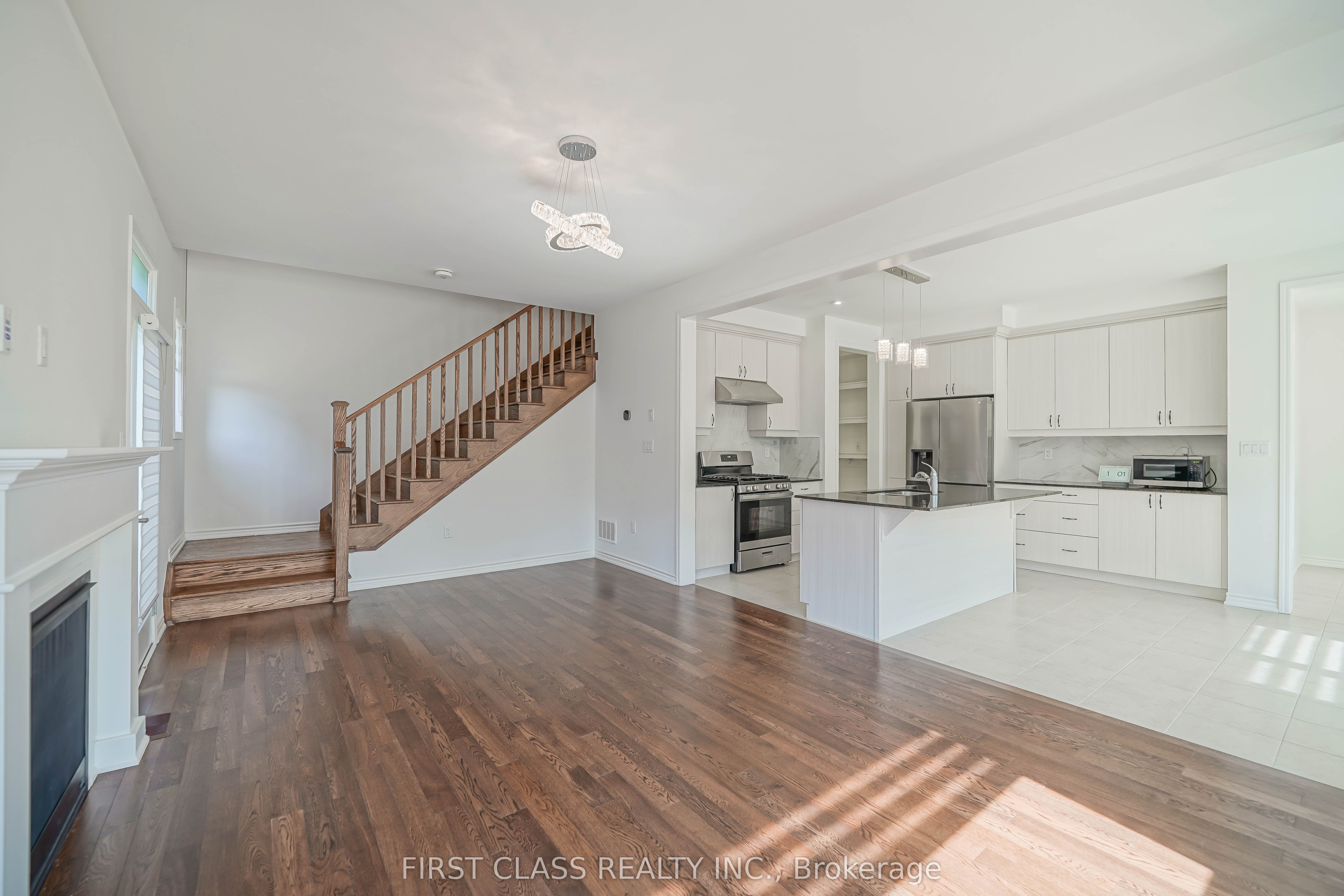 1475 mockingbird Square