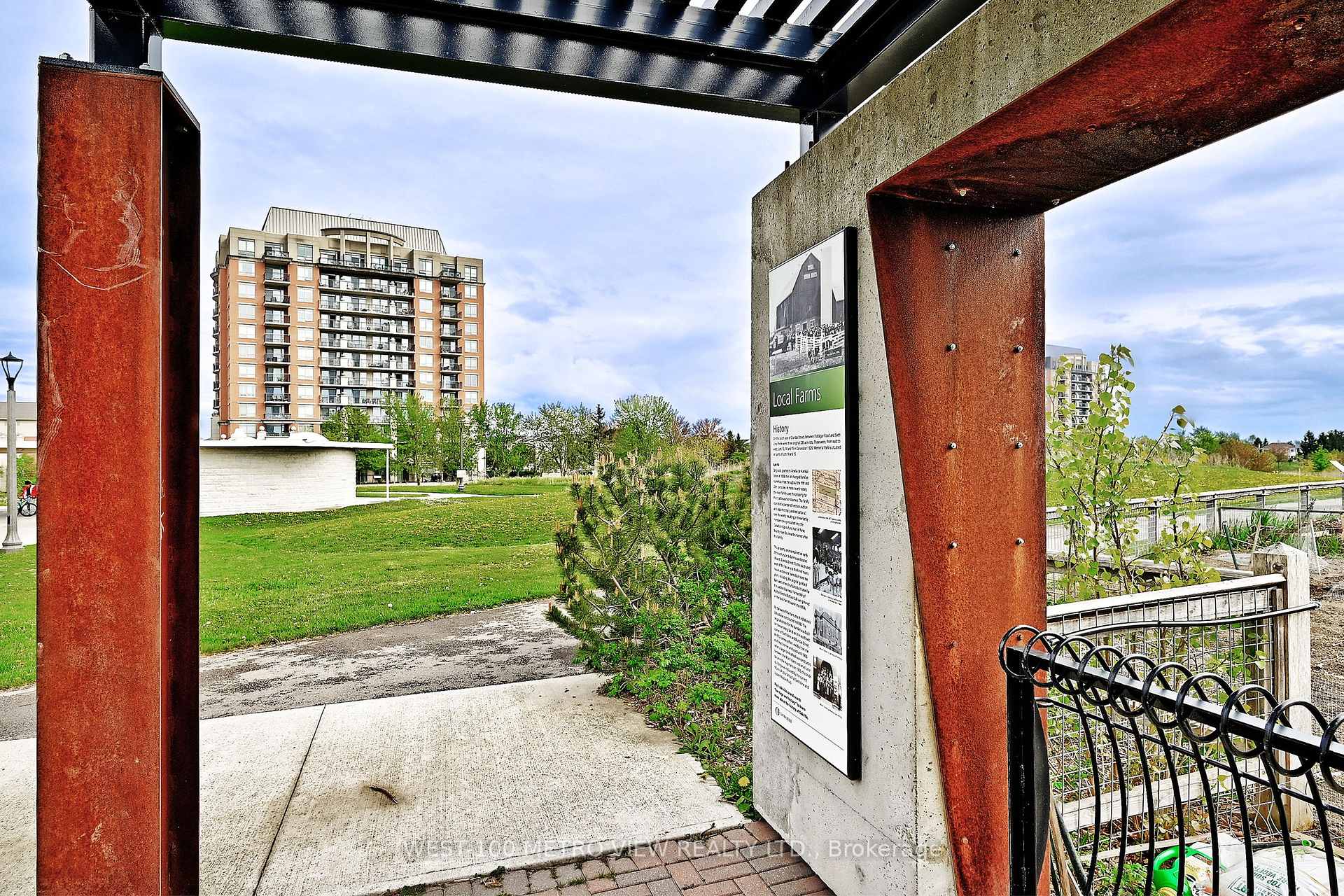 2 Bedrooms Condo at 2365 CENTRAL PARK, Oakville For sale