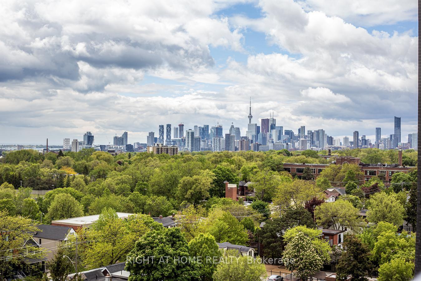 1 Bedroom Condo at 630 Greenwood, Toronto For sale