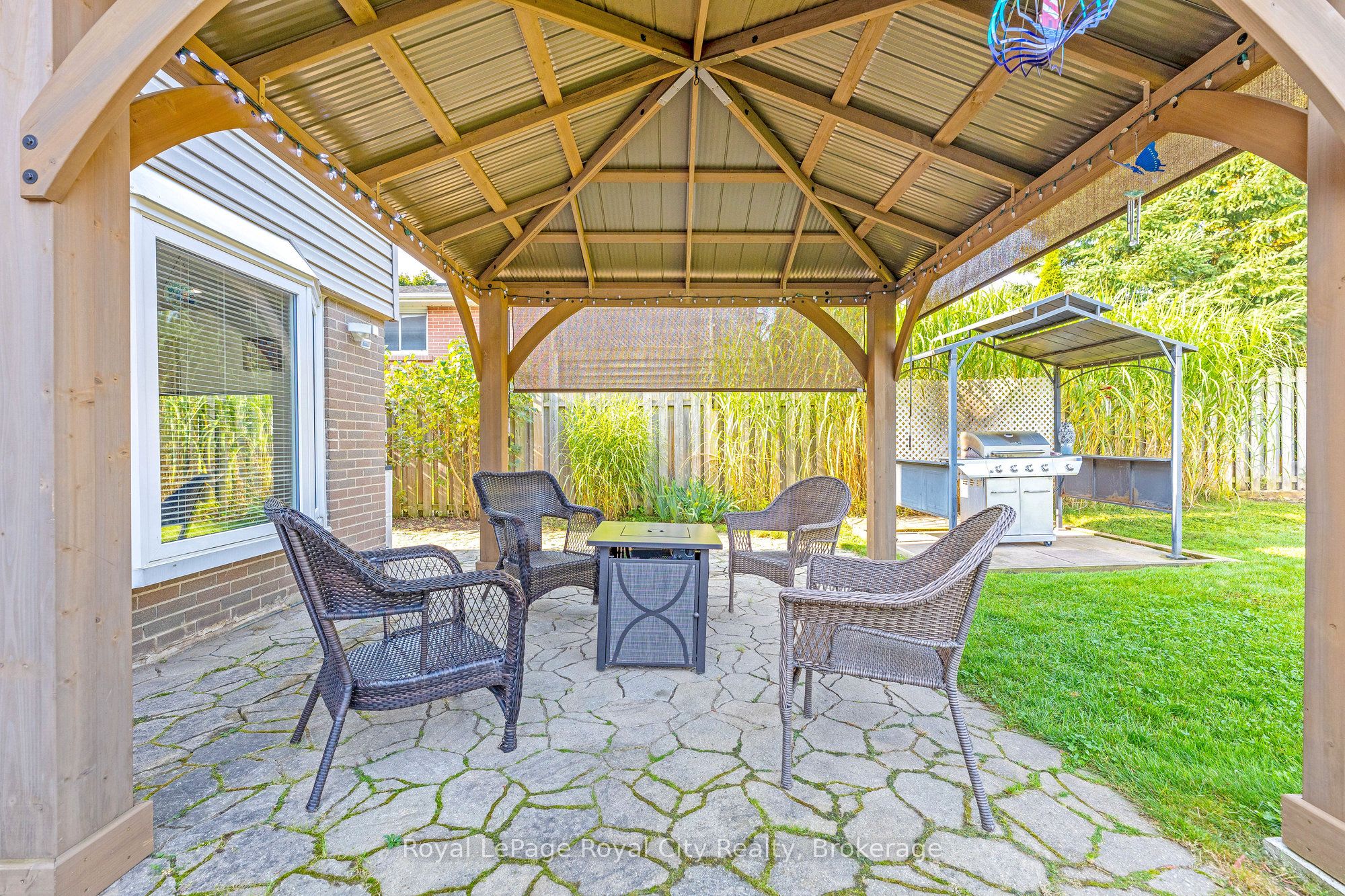 89 Joycelyn Crescent