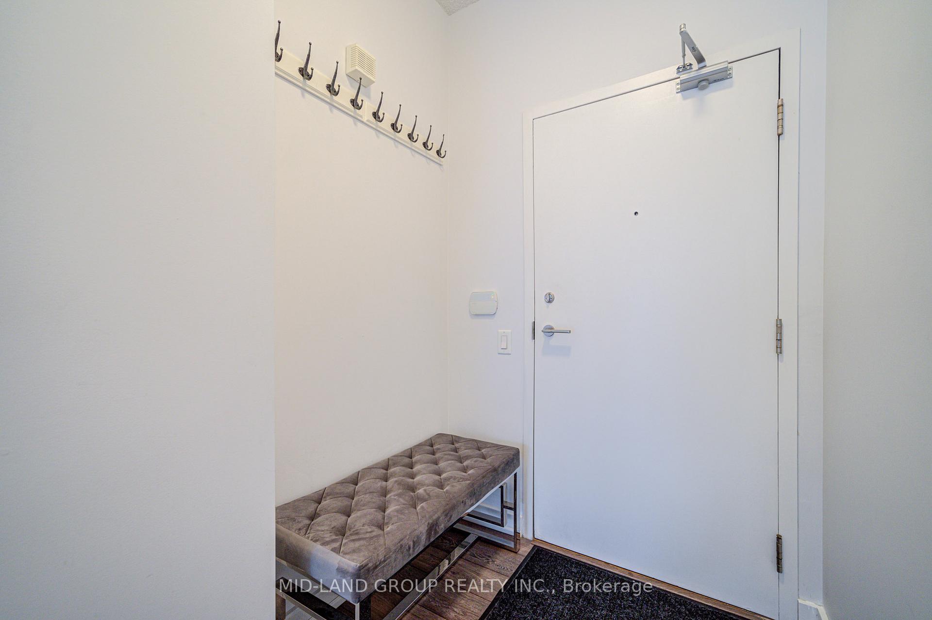 3 Bedrooms Condo at 29 Singer,  Toronto For sale