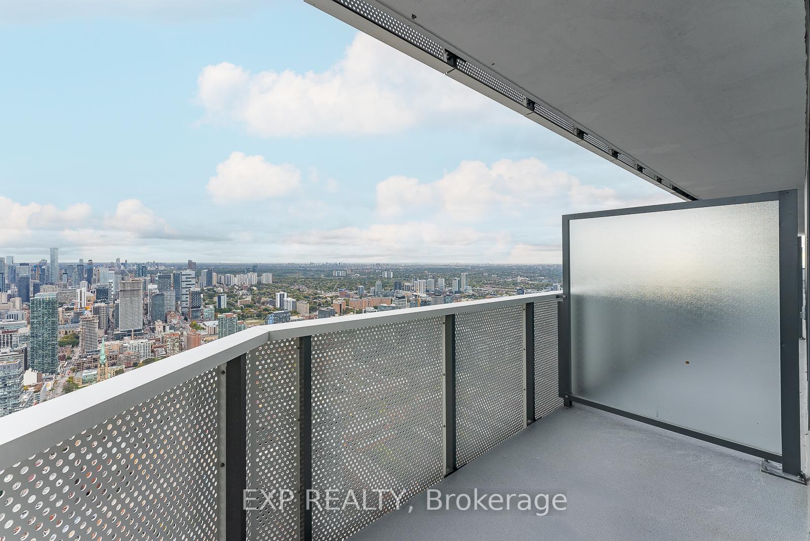 1 Bedroom Condo at 138 Downes, Toronto For sale