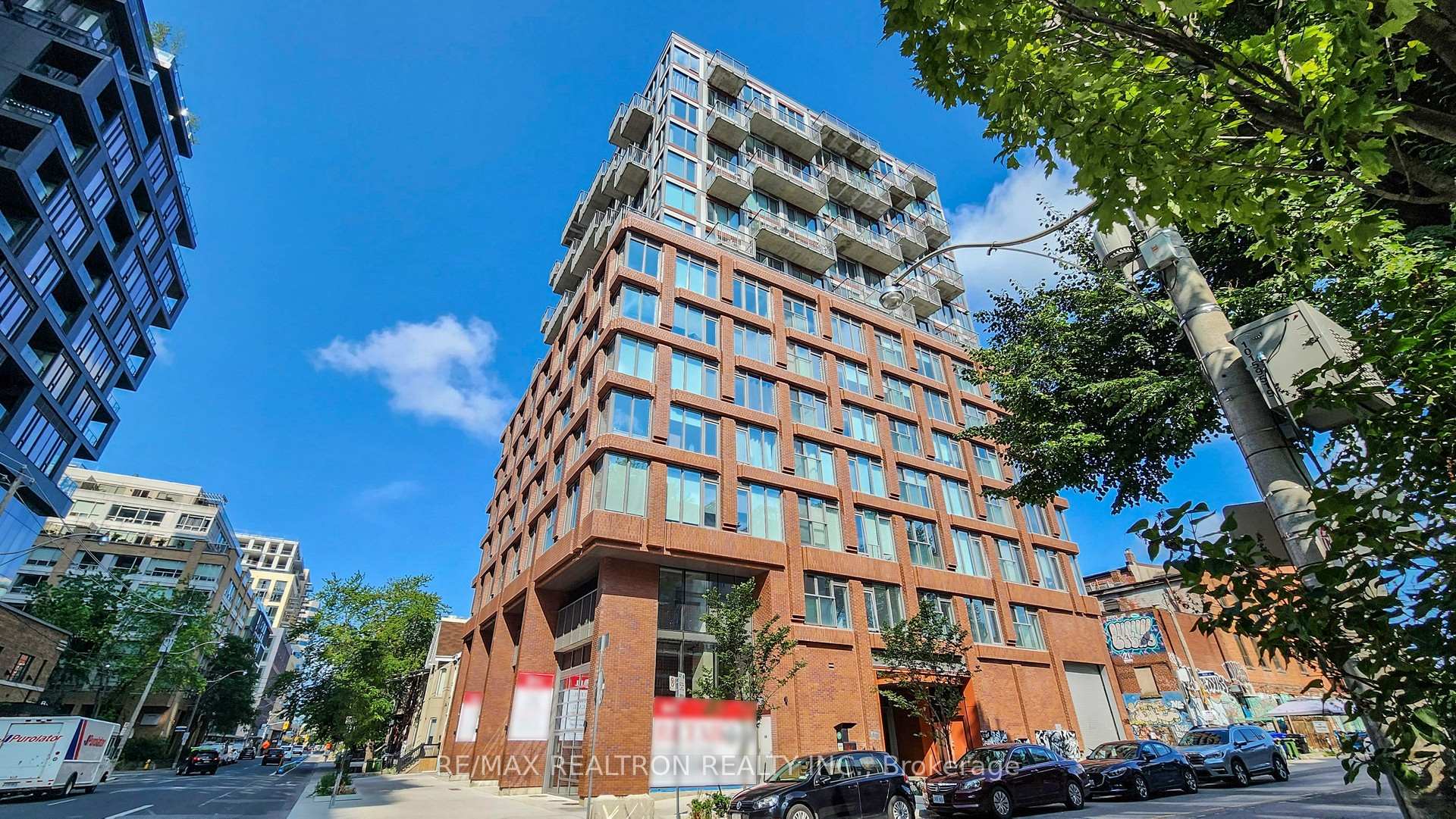 1 Bedroom Condo at 2 Augusta, Toronto For sale