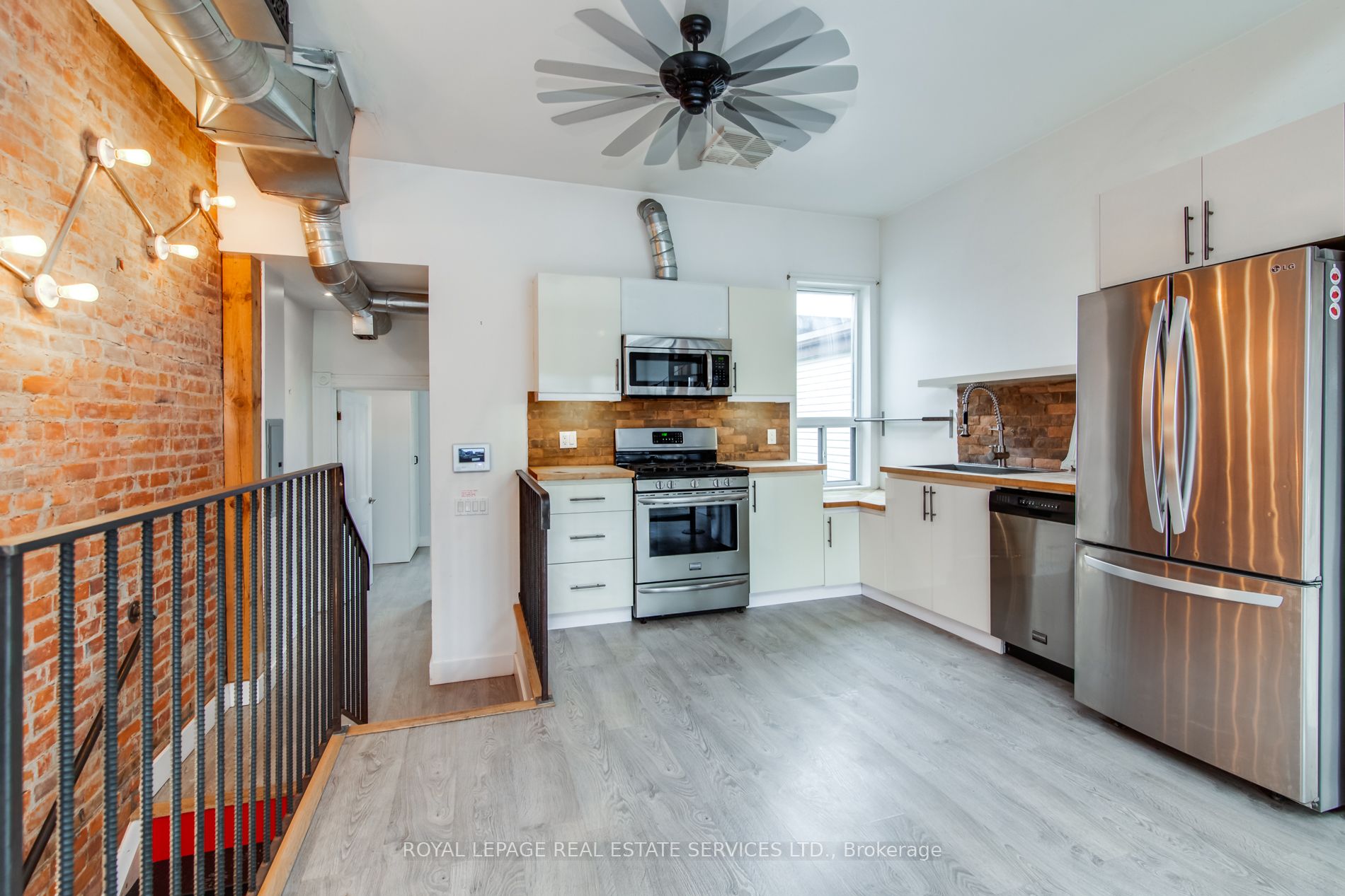 53 Gladstone Avenue, #2