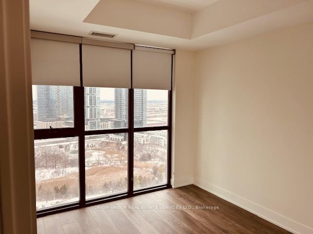 2 Bedrooms Condo at 2908 Highway 7,  Vaughan For sale