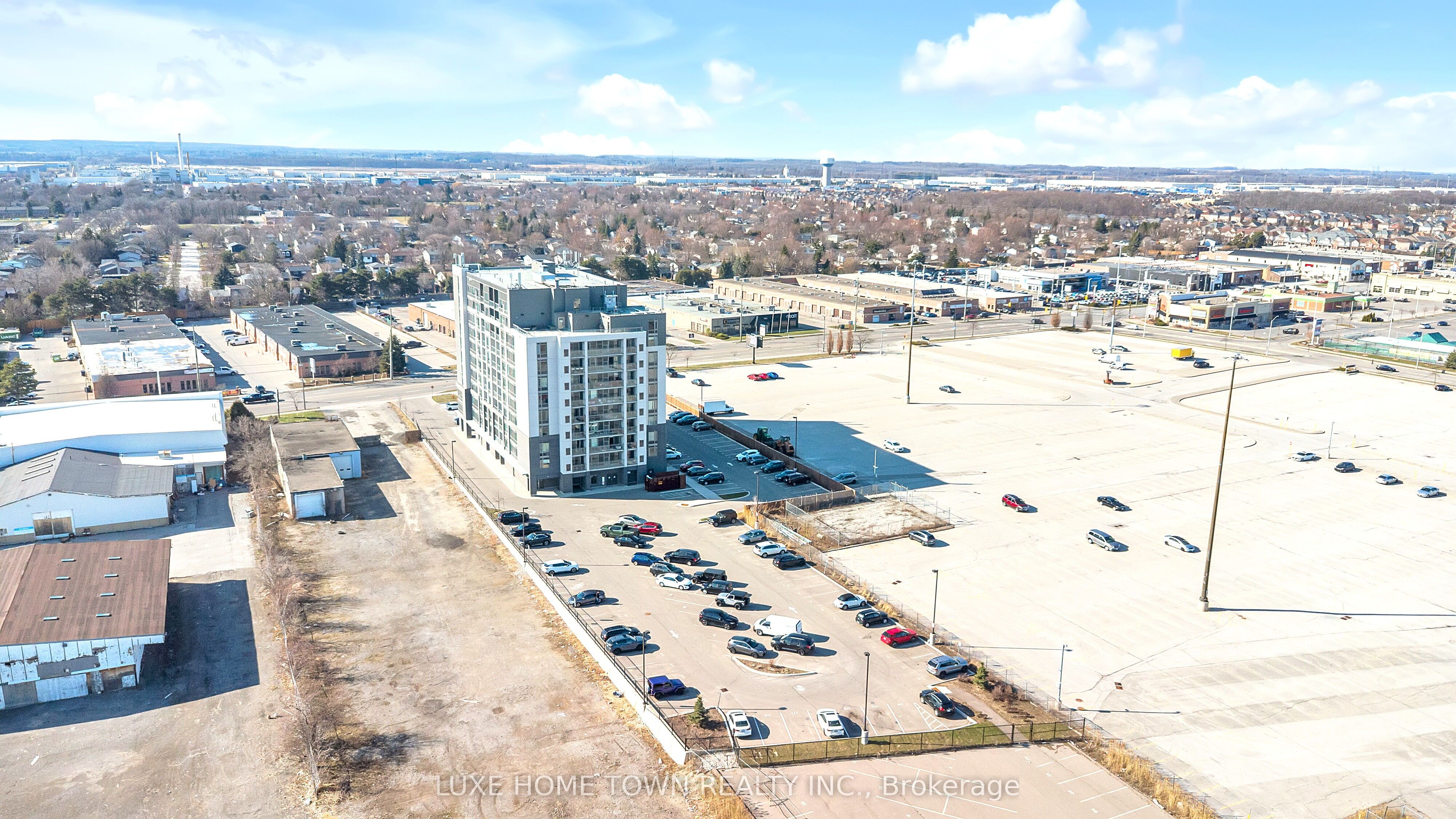 716 Main Street E, #801