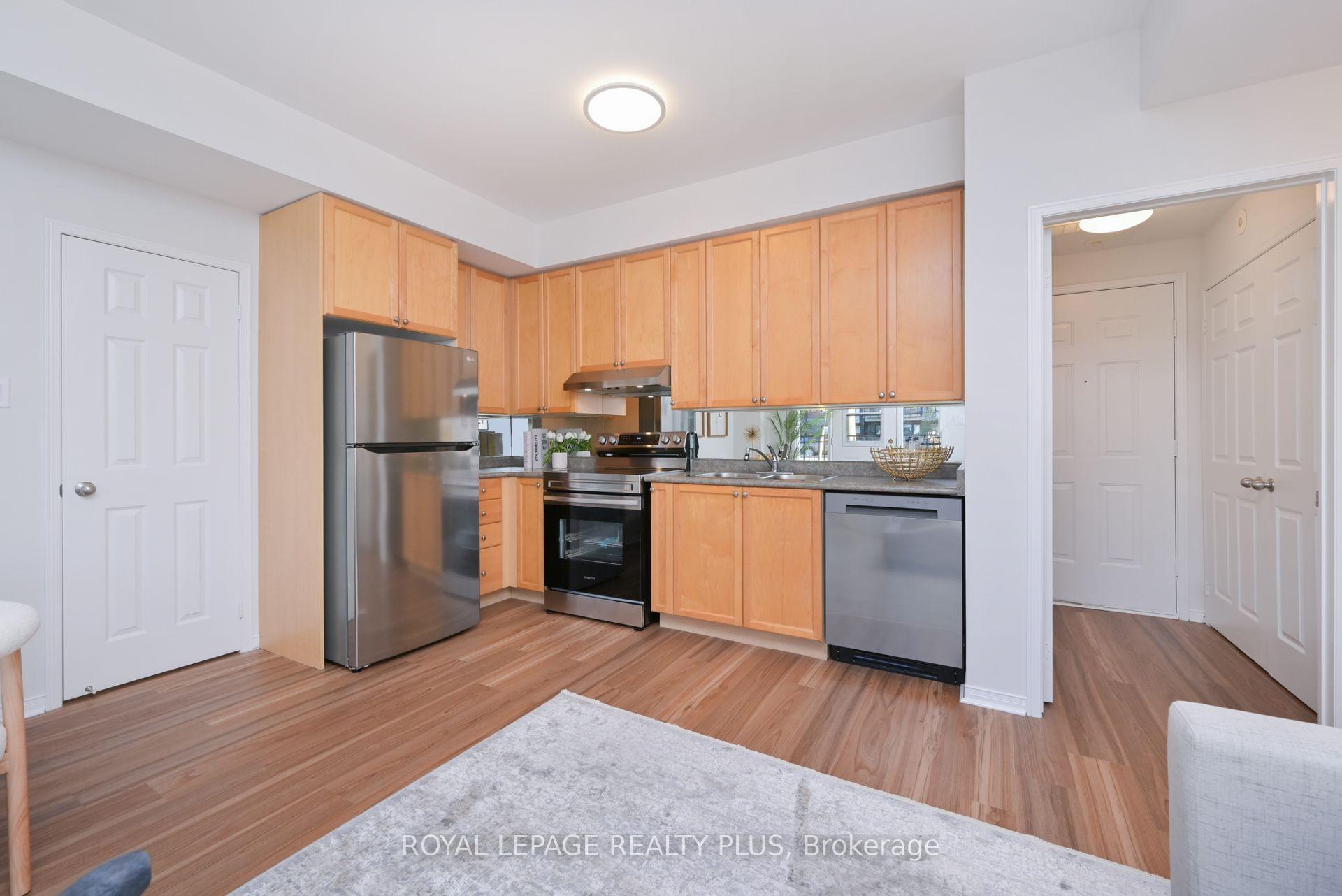 1 Bedroom Condo at 3056 Eglinton, Mississauga For sale