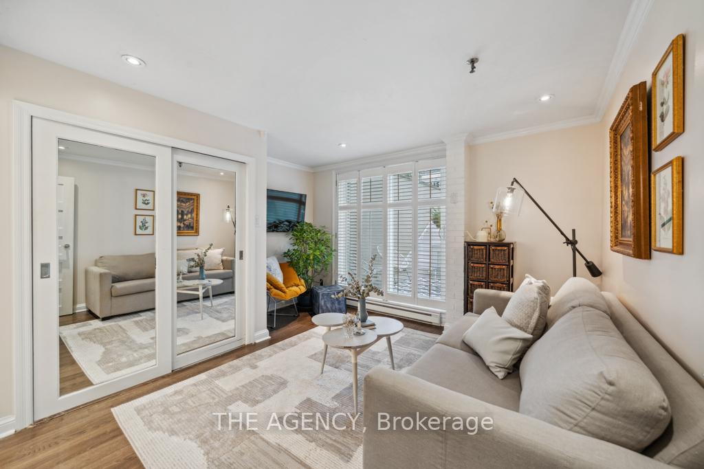 2 Bedrooms Condo at 105 Heath, Toronto For sale