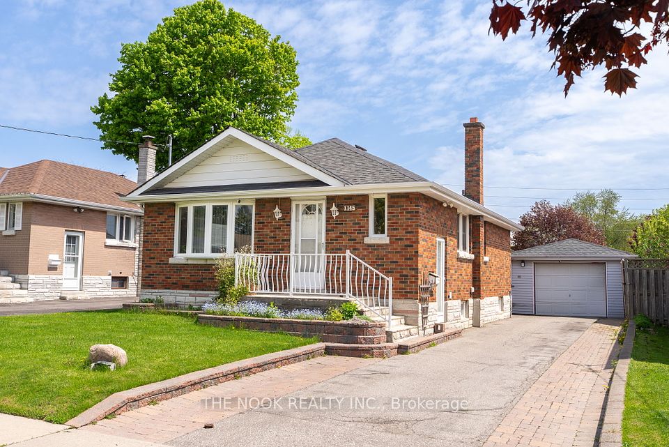 1145 Cloverdale