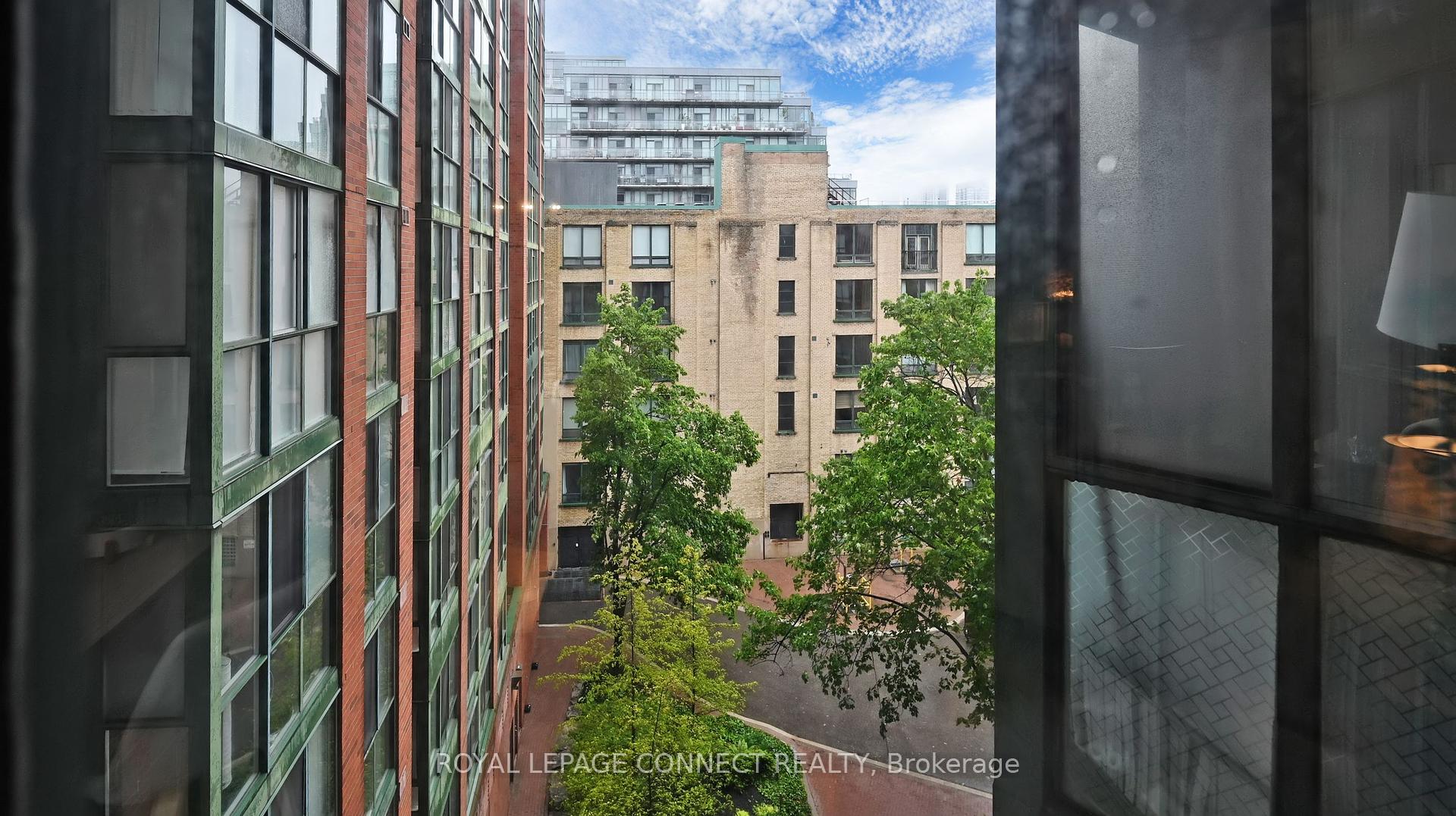 1 Bedroom Condo at 801 King, Toronto For sale