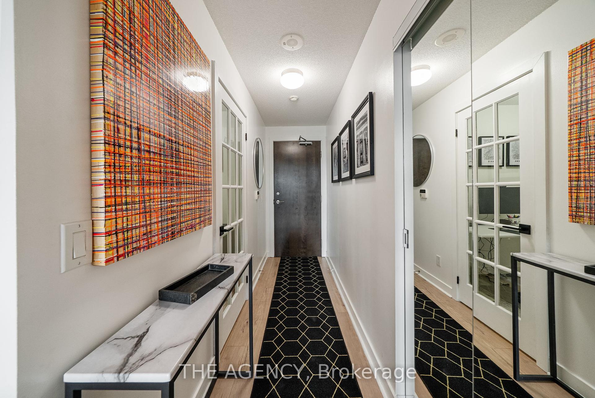 2 Bedrooms Condo at 50 Lynn Williams, Toronto For sale