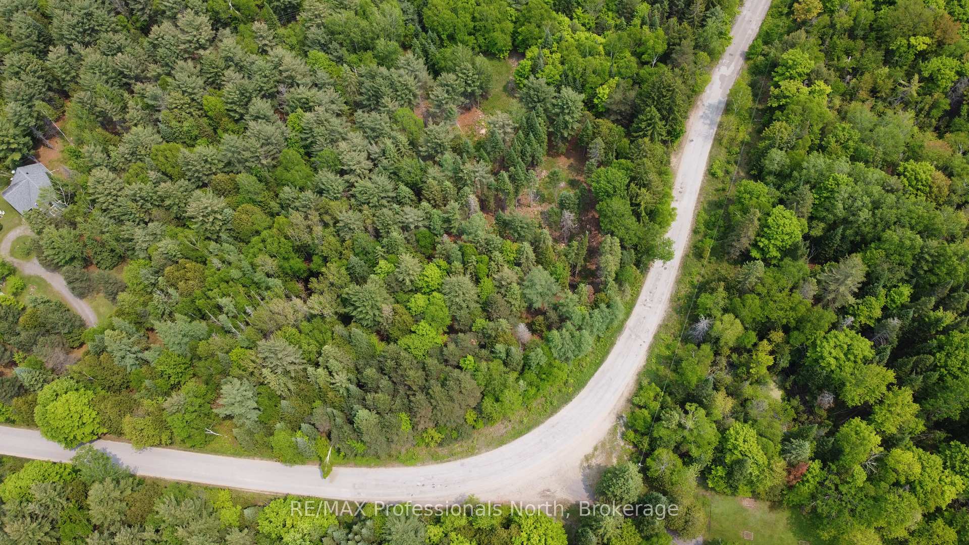 1897 Blairhampton Road, Minden Hills, ON K0M 2K0