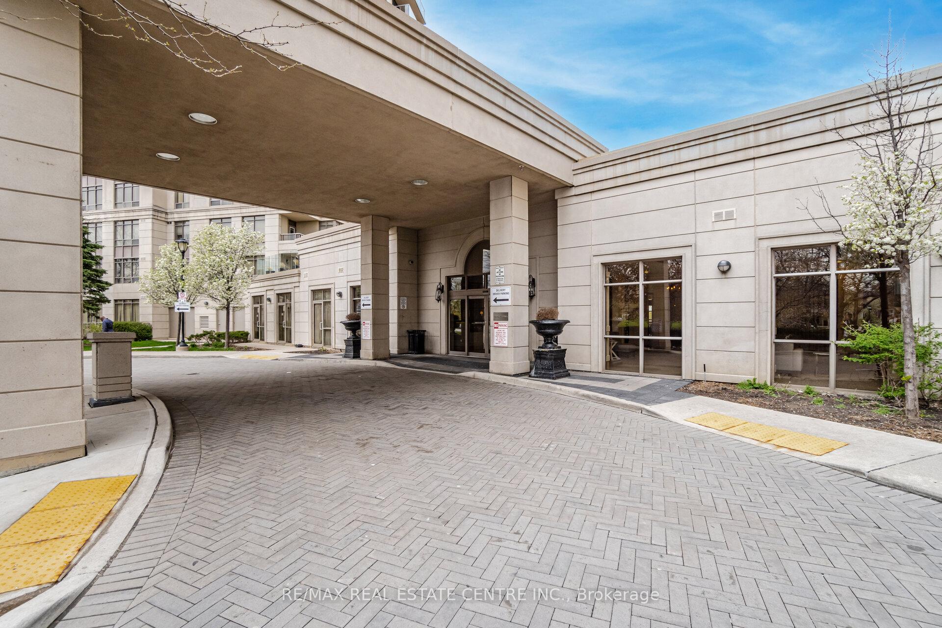 2 Bedrooms Condo at 710 Humberwood, Toronto For sale