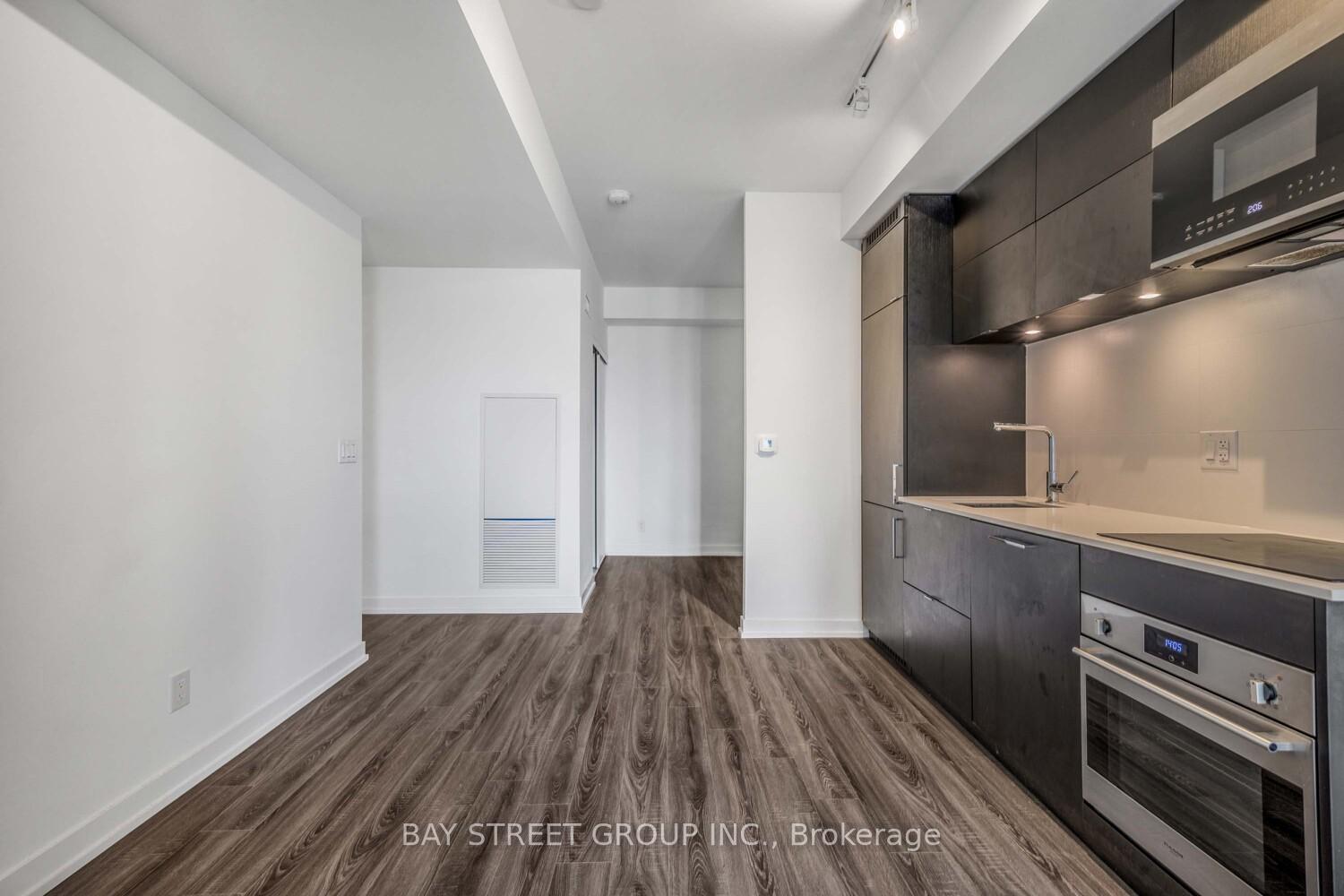 1 Bedroom Condo at 20 Edward, Toronto For sale