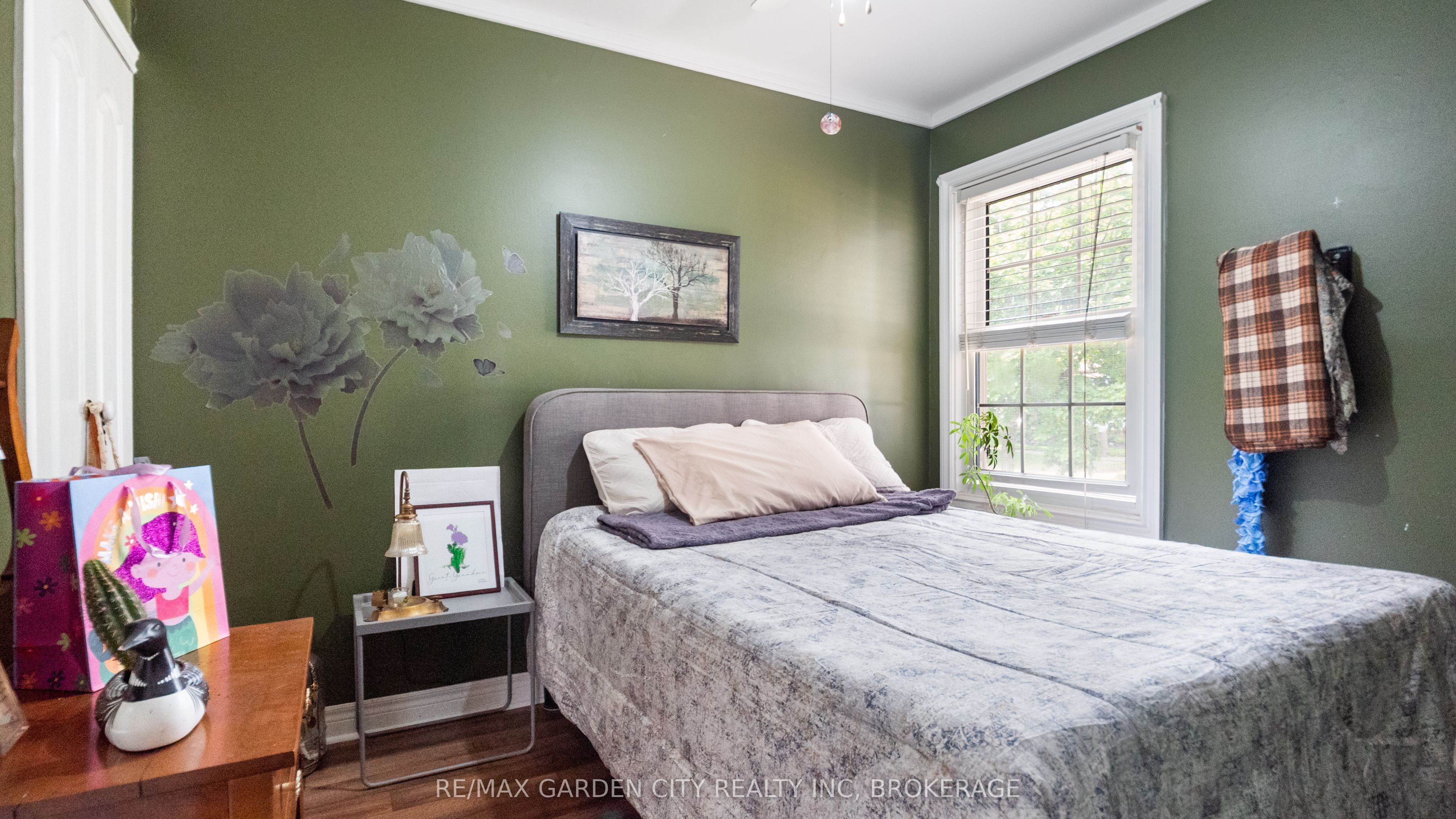 48 Doncaster Boulevard NW