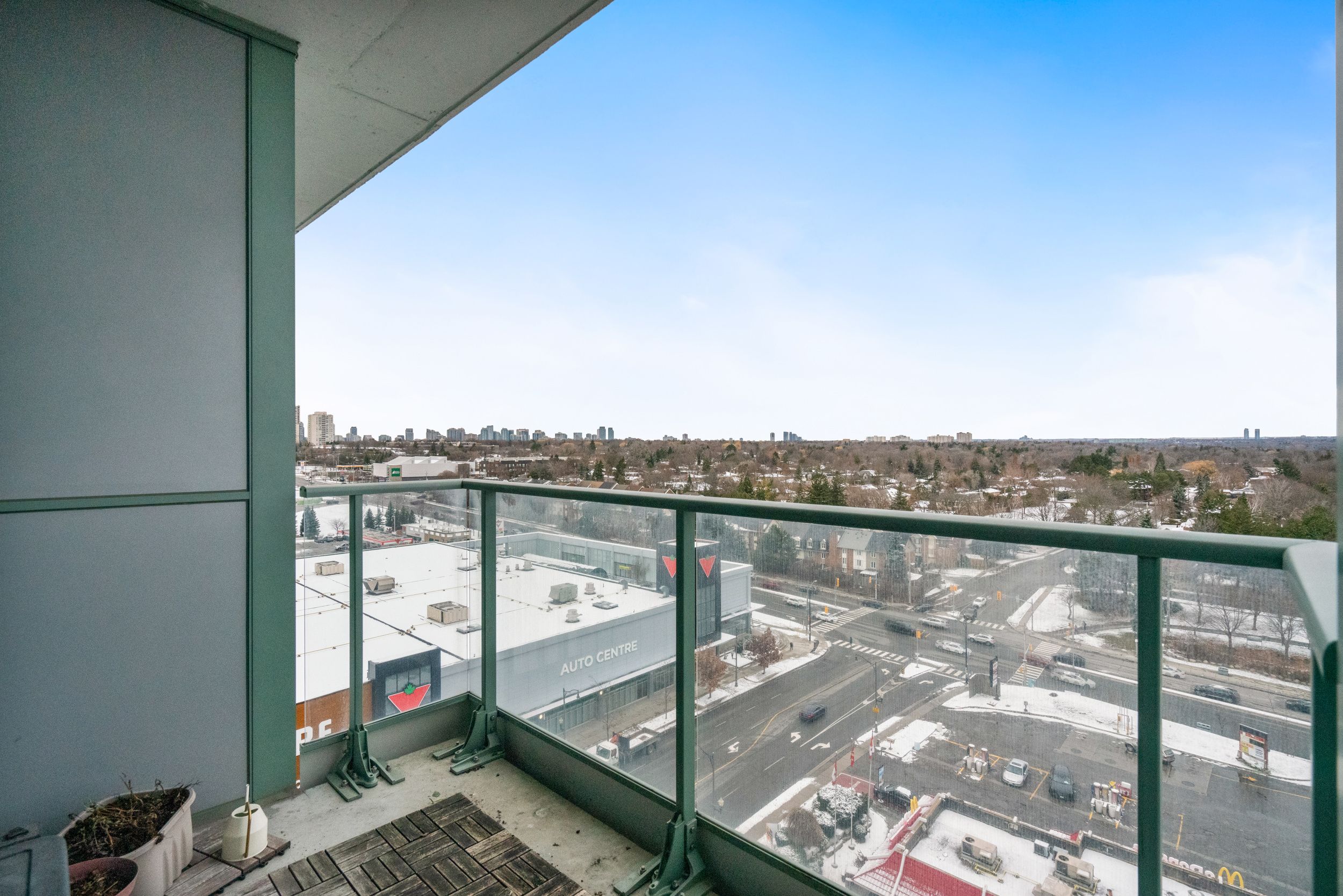 15 Singer Court Ph06