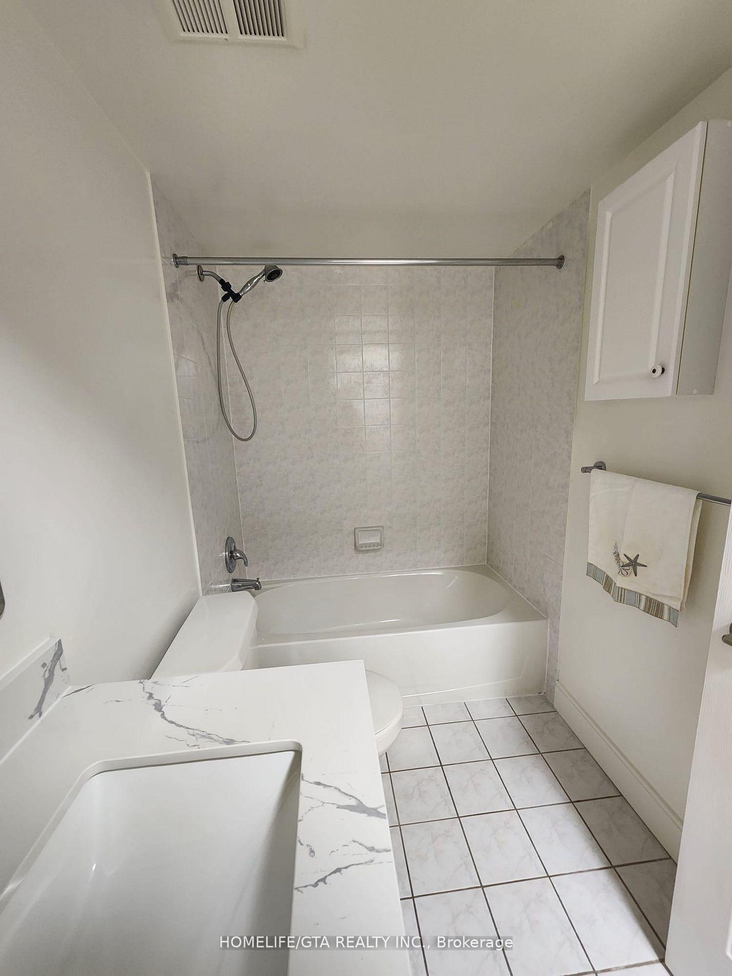 2 Bedrooms Condo at 2628 Mccowan, Toronto For sale