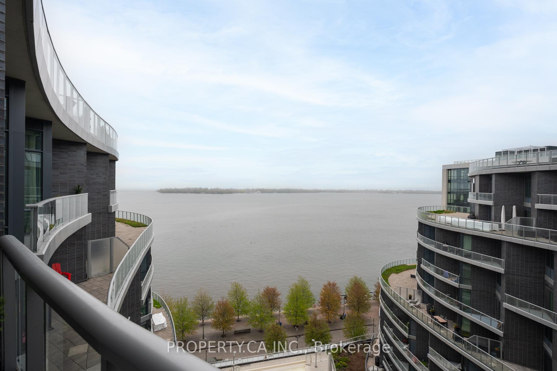3 Bedrooms Condo at 1 Edgewater, Toronto For sale