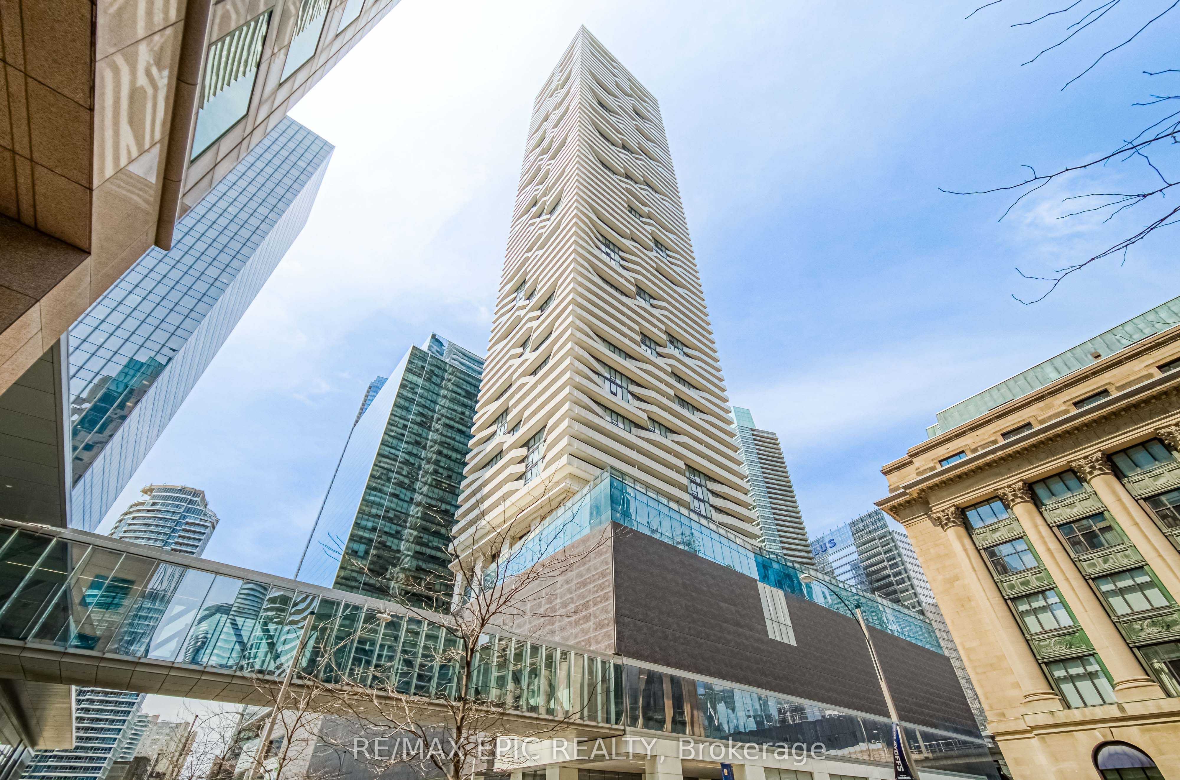 #6910 - 88 Harbour Street, Toronto, ON M5J 0C3
