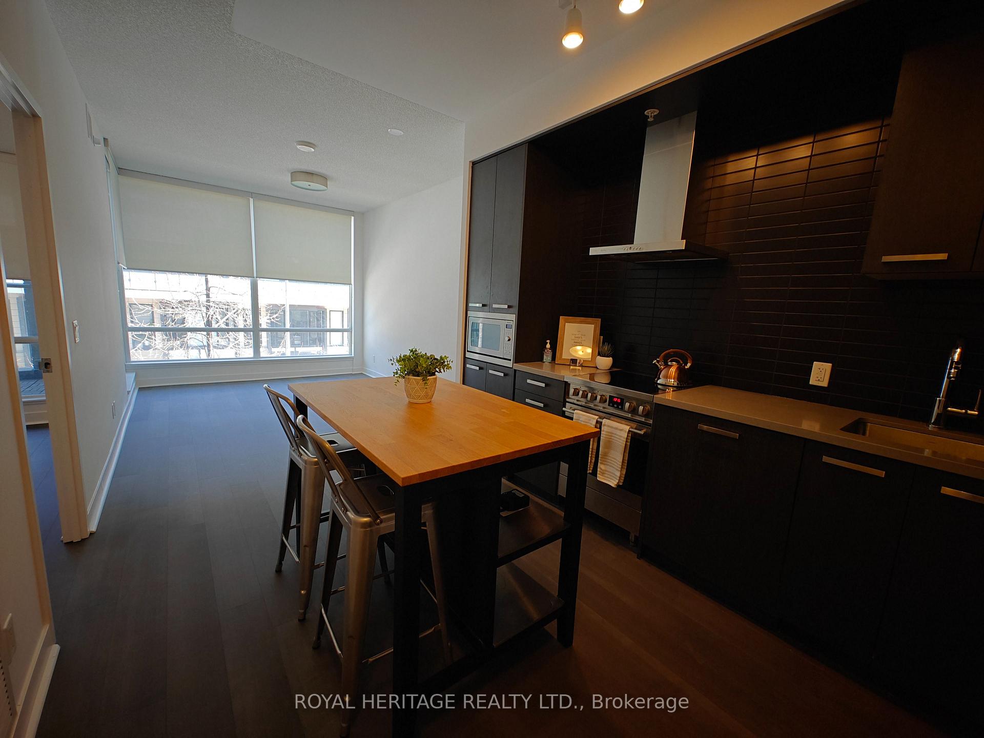 1 Bedroom Condo at 455 Front,  Toronto For sale