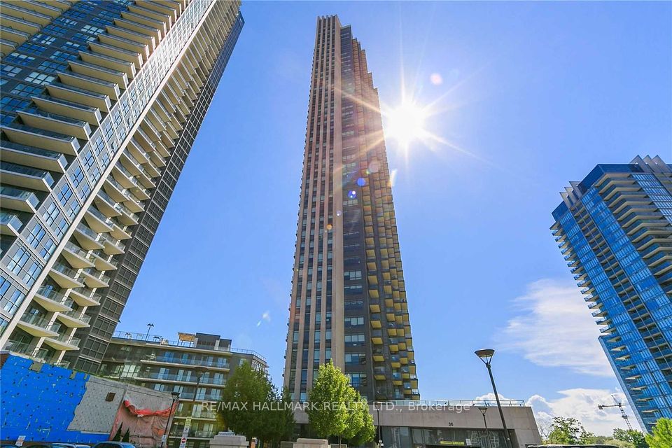 36 Park Lawn