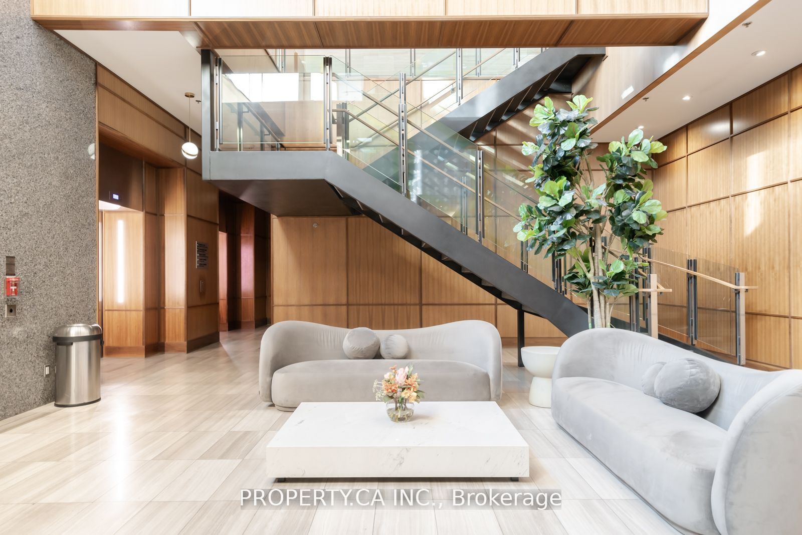 111 St Clair Avenue W, #1728
