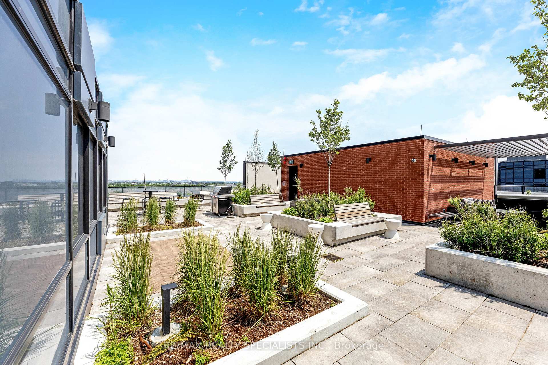 1 Bedroom Condo at 3228 William Coltson, Oakville For sale