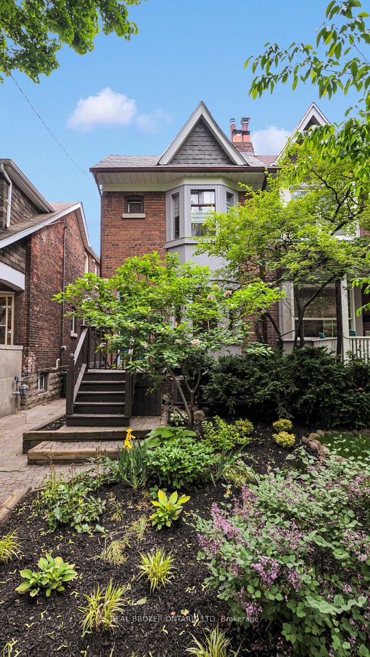 259 Strathmore