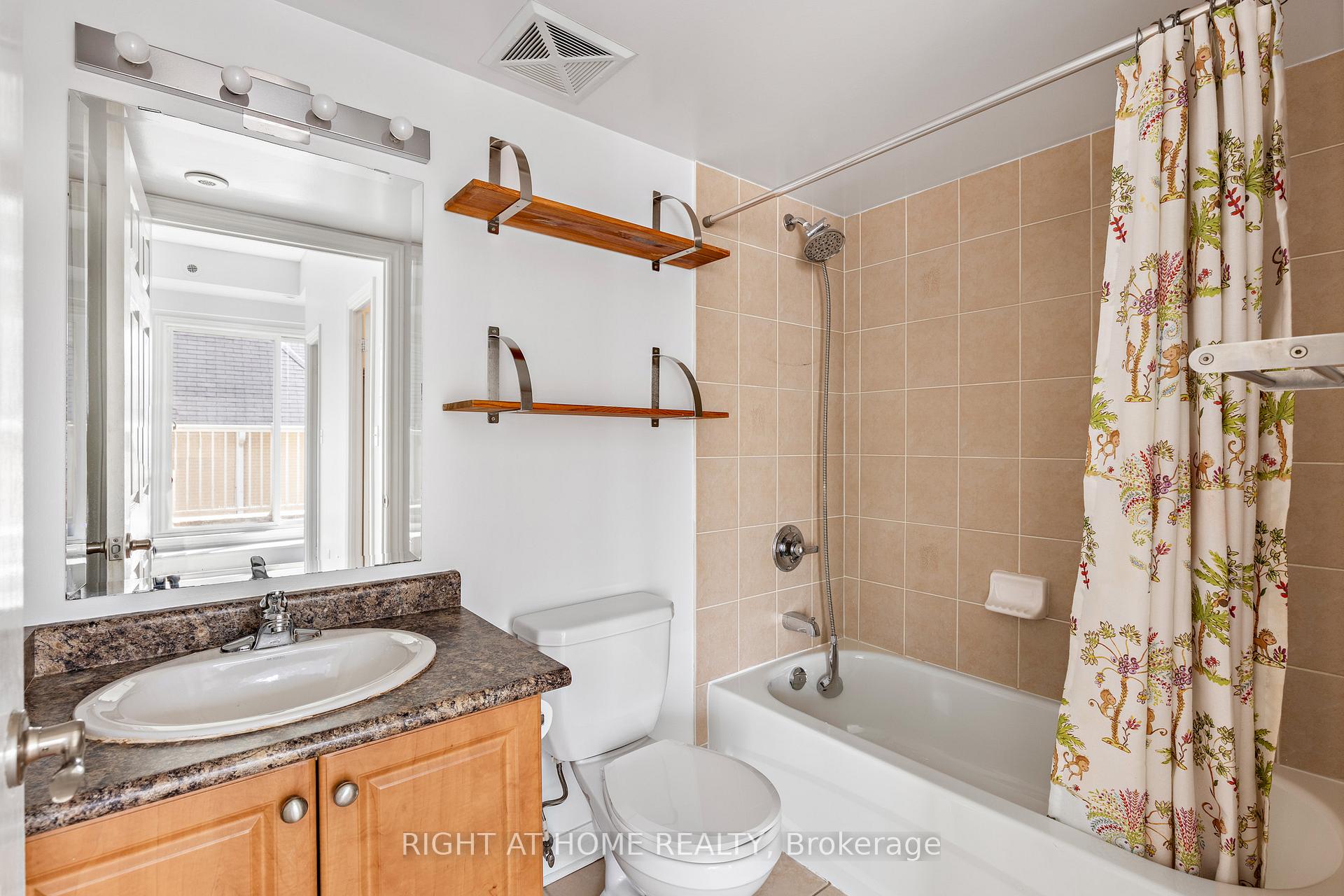 3 Bedrooms Condo at 205 Wellesley, Toronto For sale