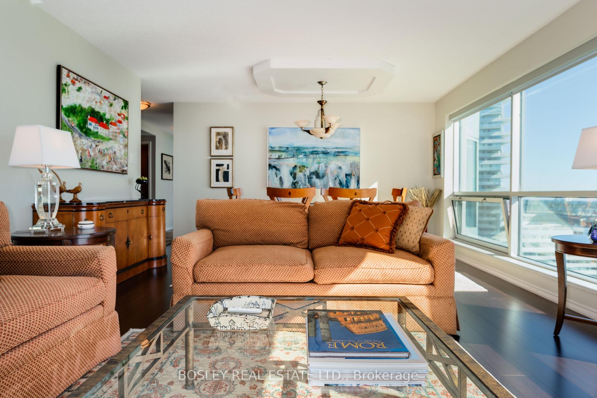 2 Bedrooms Condo at 10 Queens,  Toronto For sale