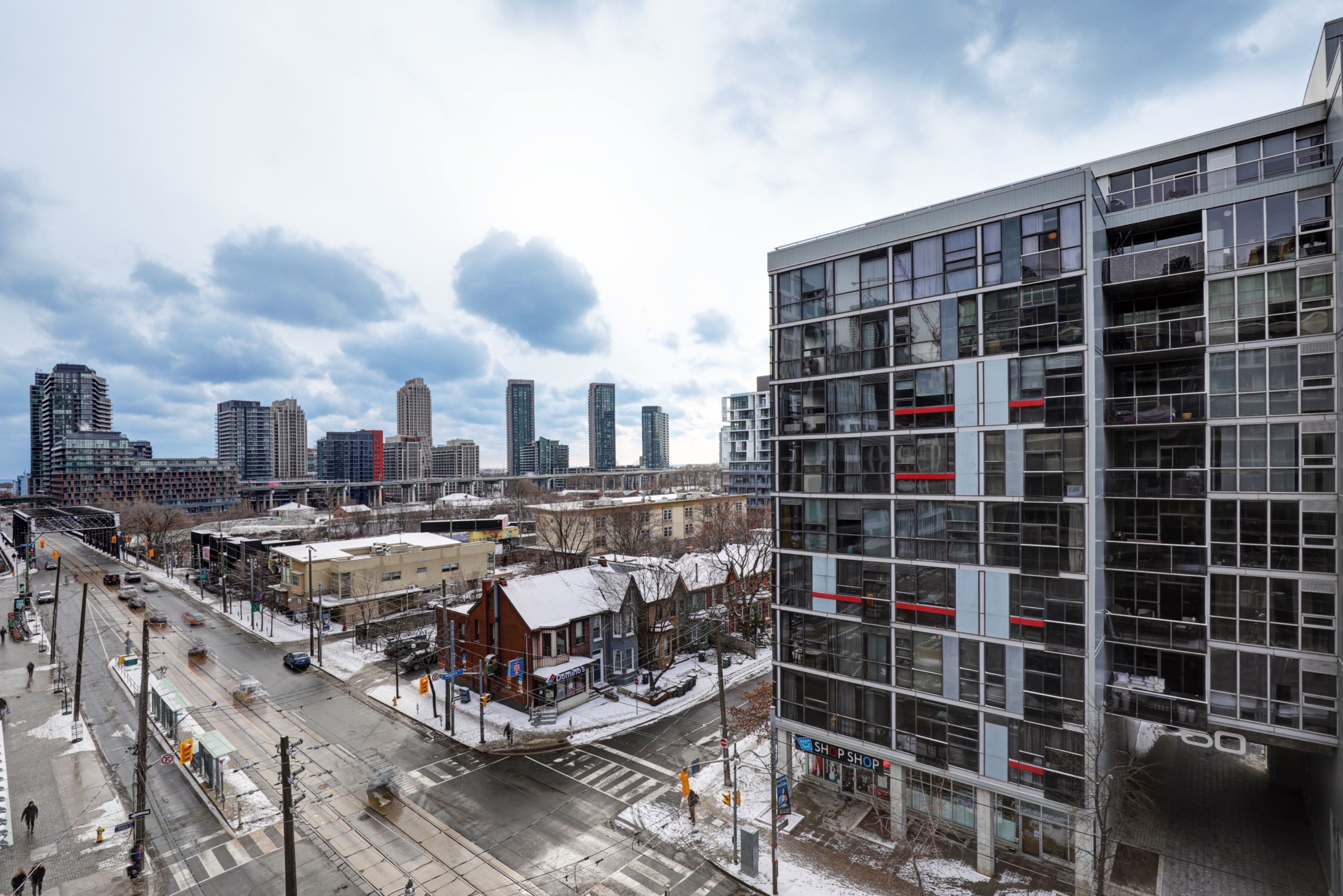38 Niagara Street 709