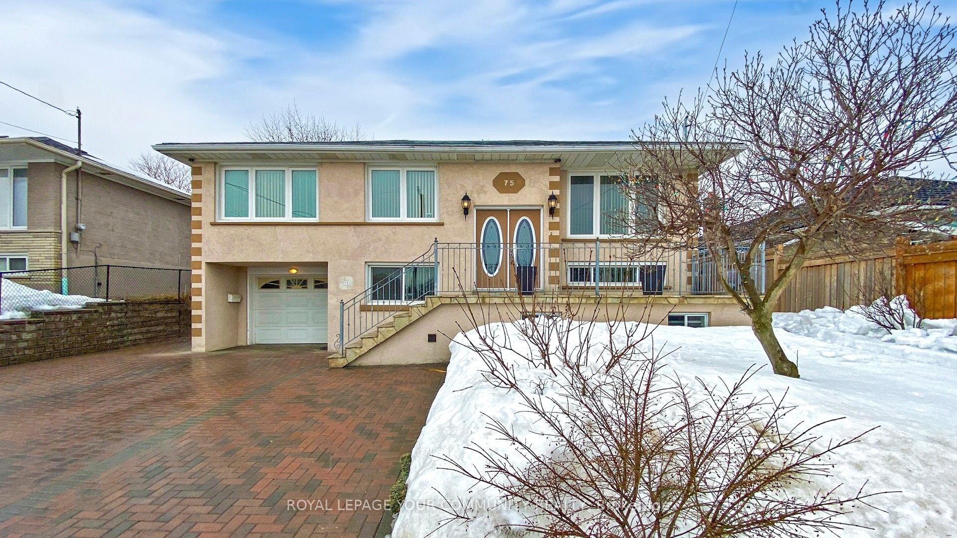 75 Brewster Crescent